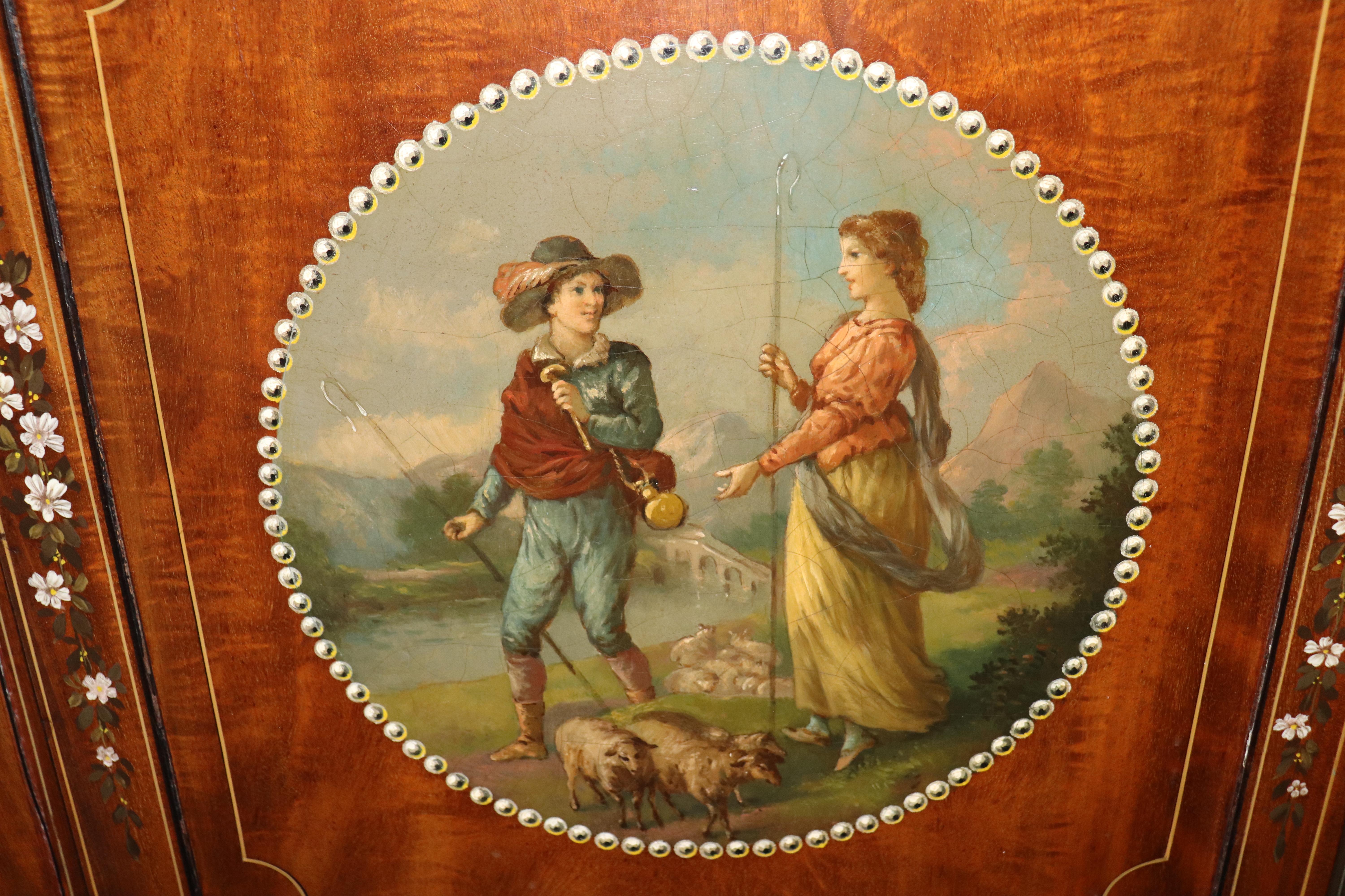 Rare Mahogany Adams Paint Decorated Edwards and Roberts Monumental Breakfront In condizioni buone in vendita a Swedesboro, NJ