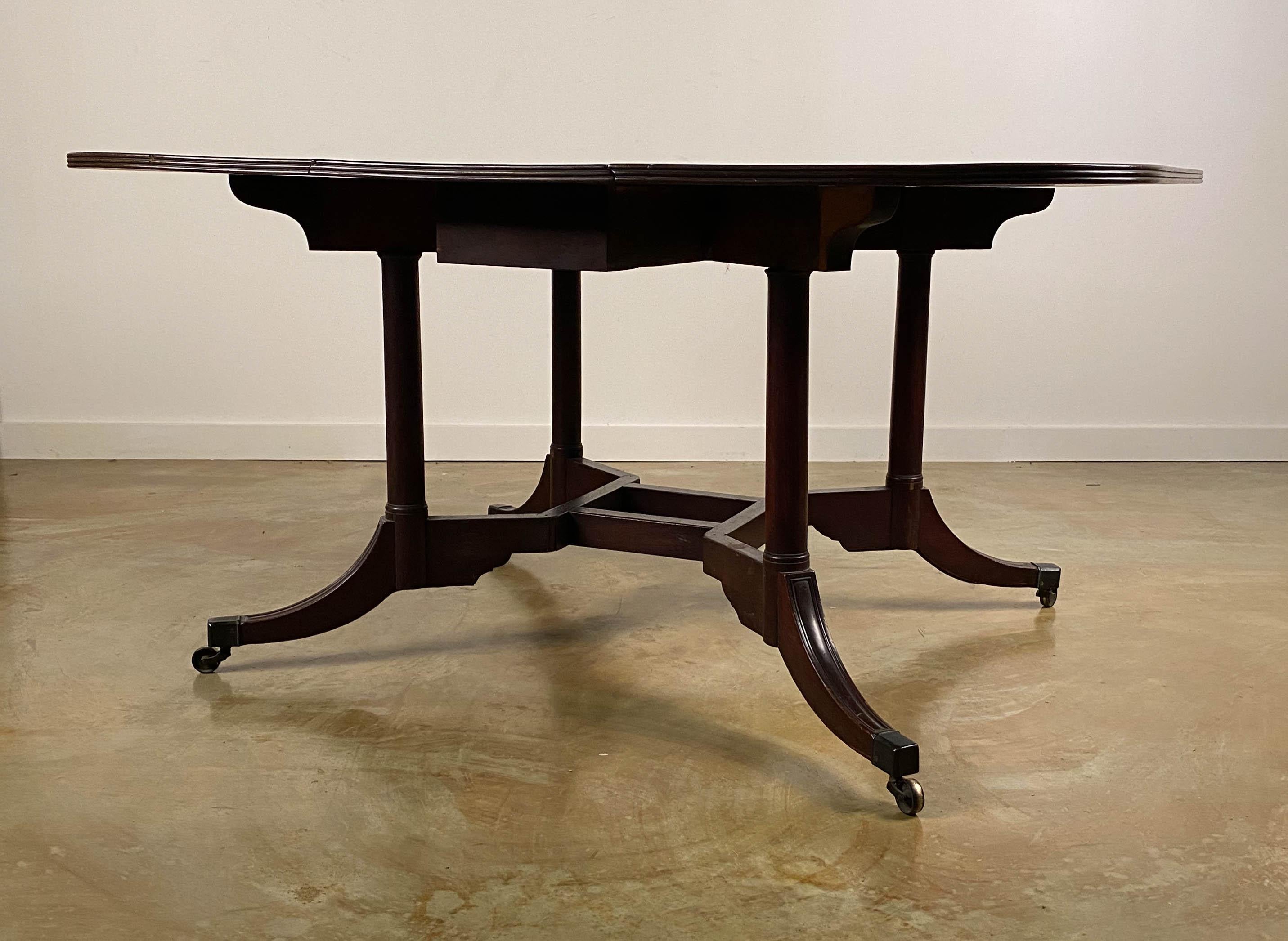 Federal Rare Mahogany Cumberland Action Dining Table Possibly Duncan Phyfe Workshop For Sale