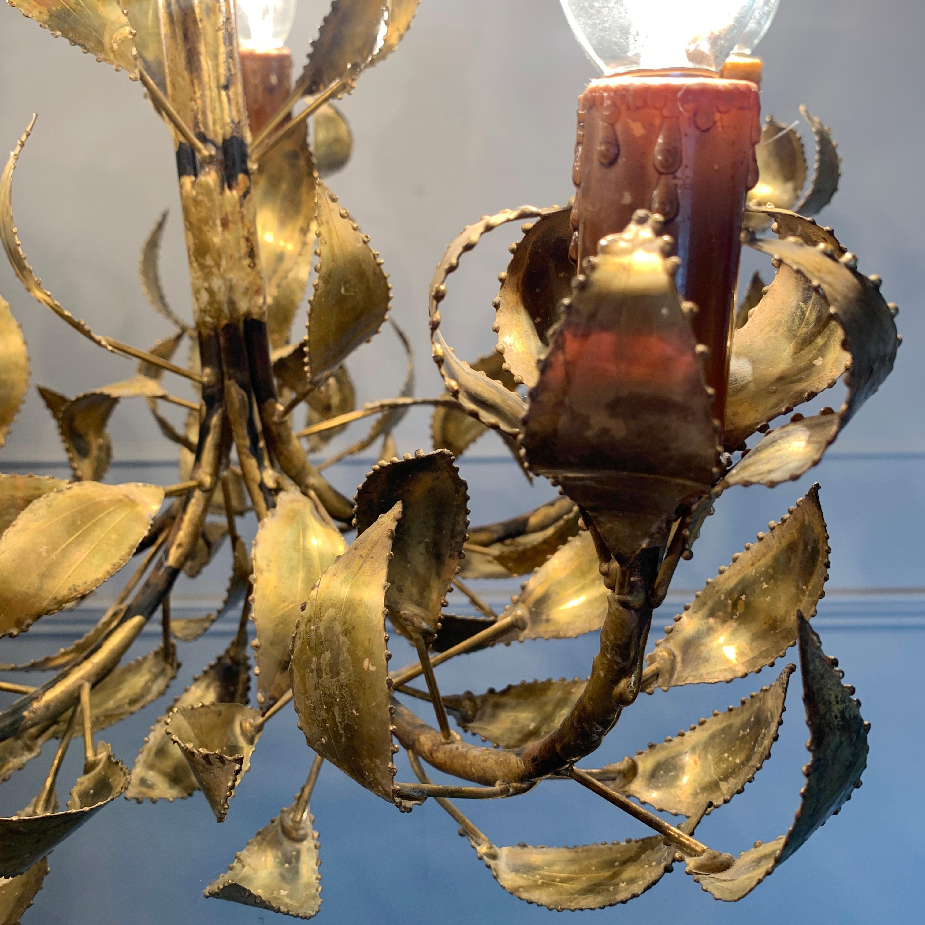 Gold Maison Jansen Brass Leaf Chandelier, circa 1960s In Good Condition For Sale In Hastings, GB