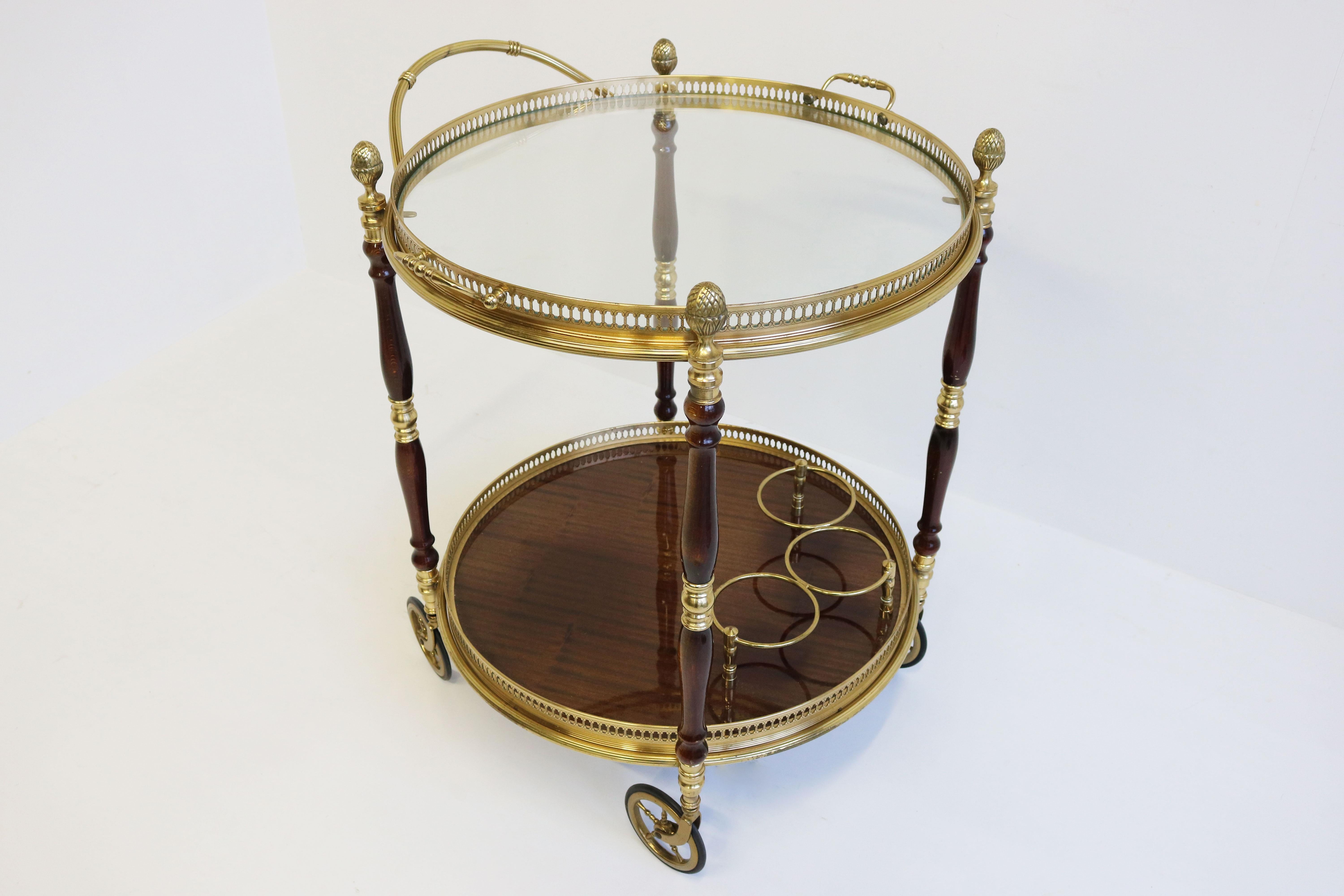 Rare Maison Jansen French 1970 Design Bar Cart / Trolley Brass Glass Wood Round en vente 6