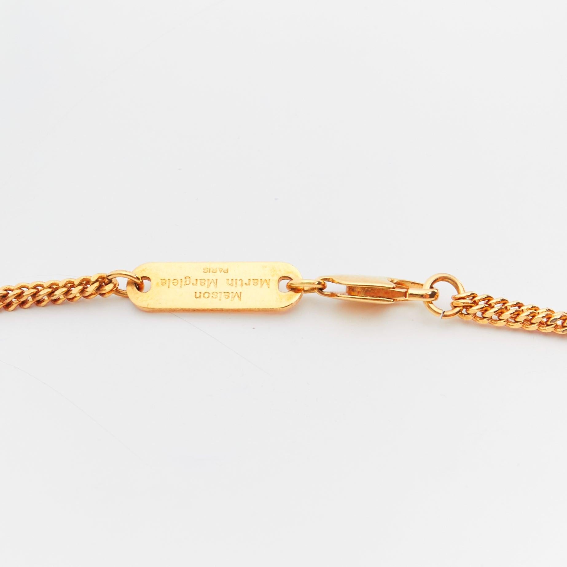 Rara Maison MARGIELA, collana d'oro con cornice cava e ciondolo a doppia catena in vendita 4