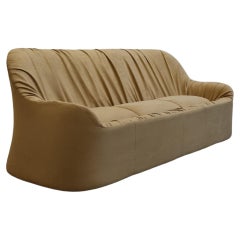 Rare Maja sofa by Emilio Guarnacci & Felix Padovano for 1P 1971