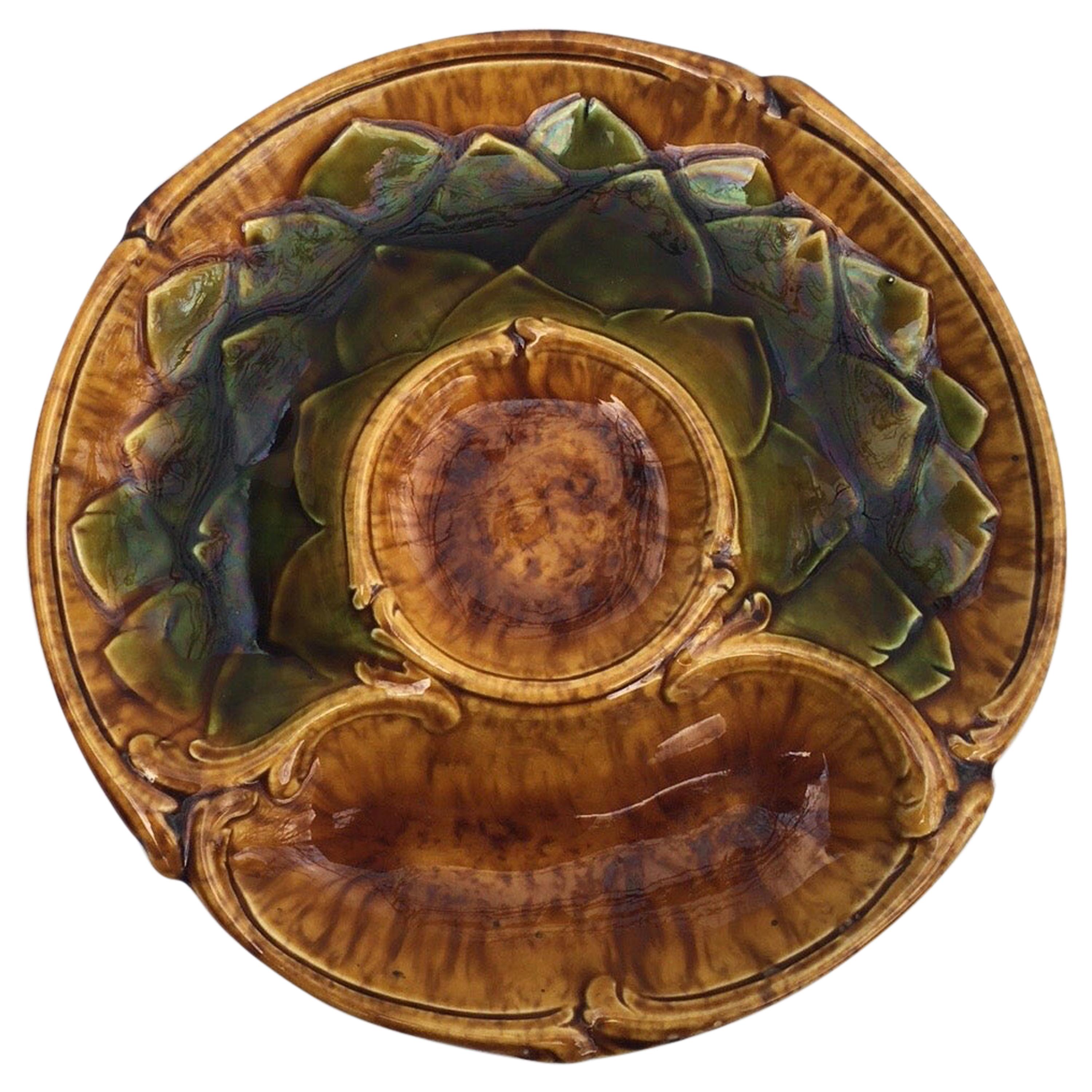 Rare Majolica Artichoke Plate Sarreguemines Majolica, circa 1870