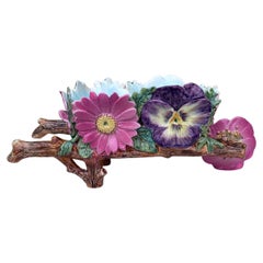 Rara carriola in maiolica Jardiniere Delphin Massier, circa 1890