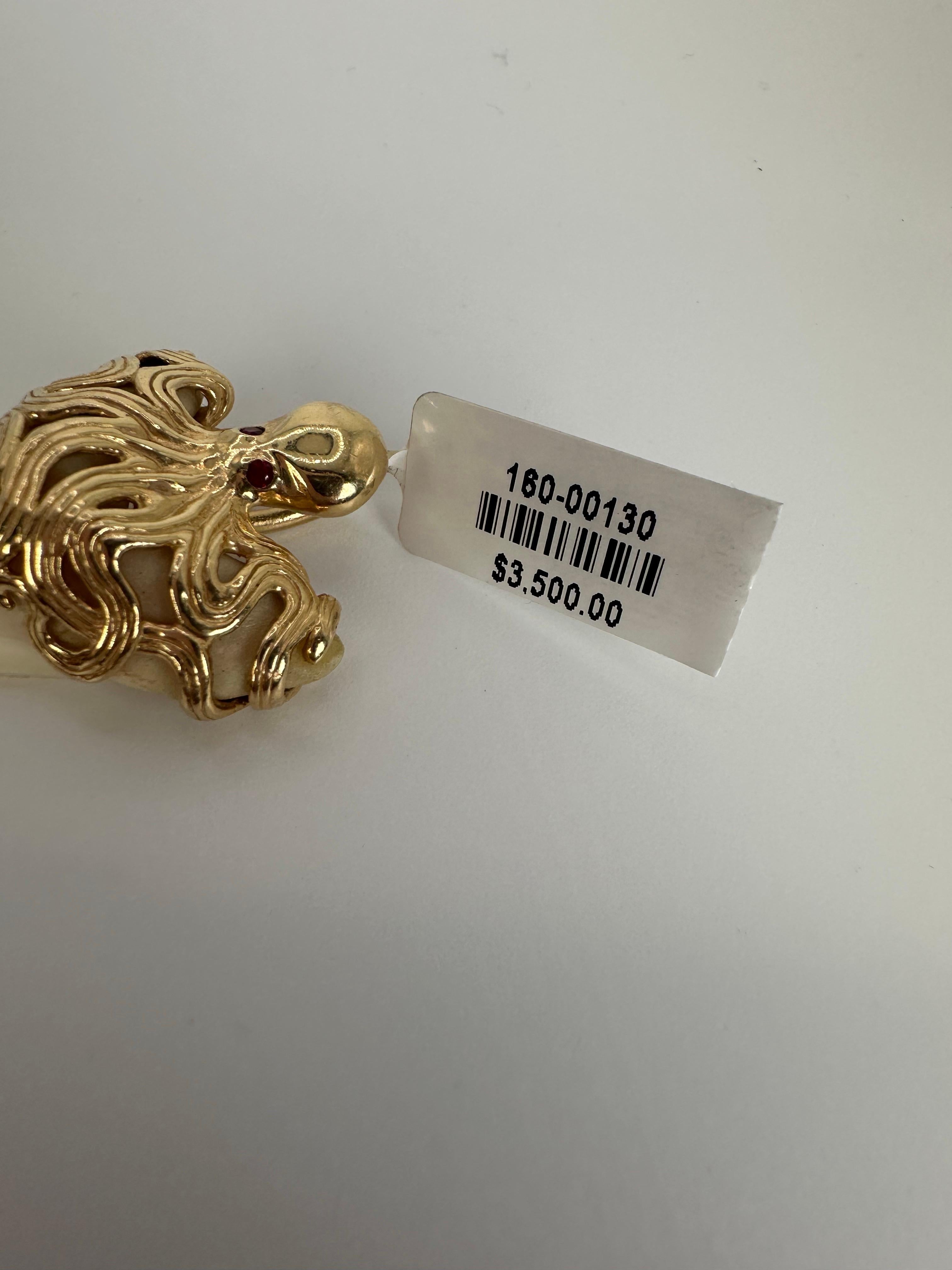 da uomo o donna Raro ciondolo a forma di dente di squalo Mako in oro 14KT Grande dimensione in vendita