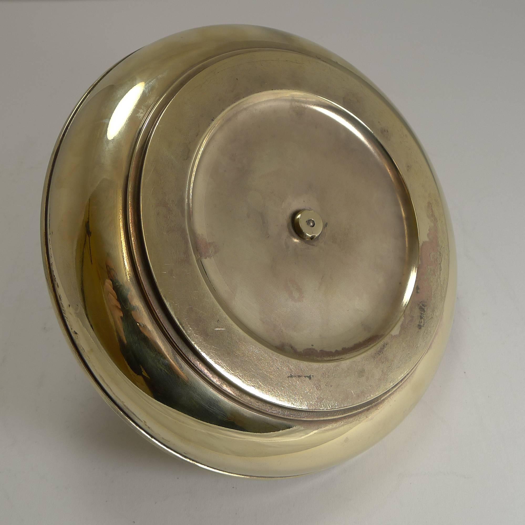 Seltenes Mammut-Englisch-Viktorianisch-Neuheitstintenfass:: Eule mit Glasaugen:: um 1880 im Zustand „Hervorragend“ in Bath, GB