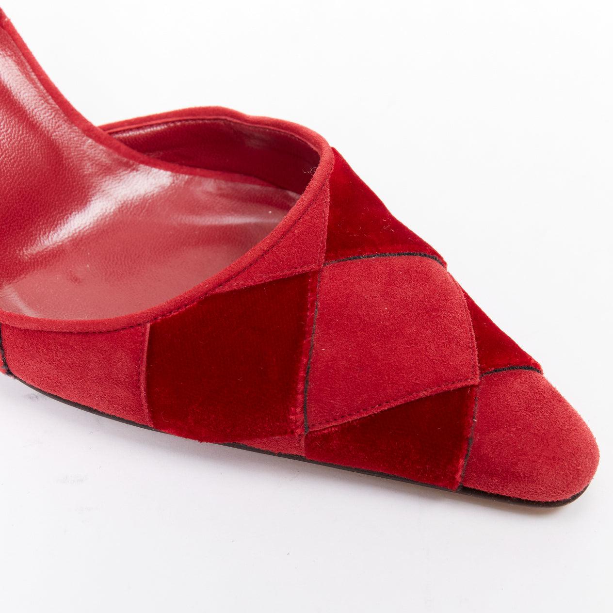 rare MANOLO BLAHNIK escarpins à talons compensés en daim rouge à carreaux EU38 en vente 2