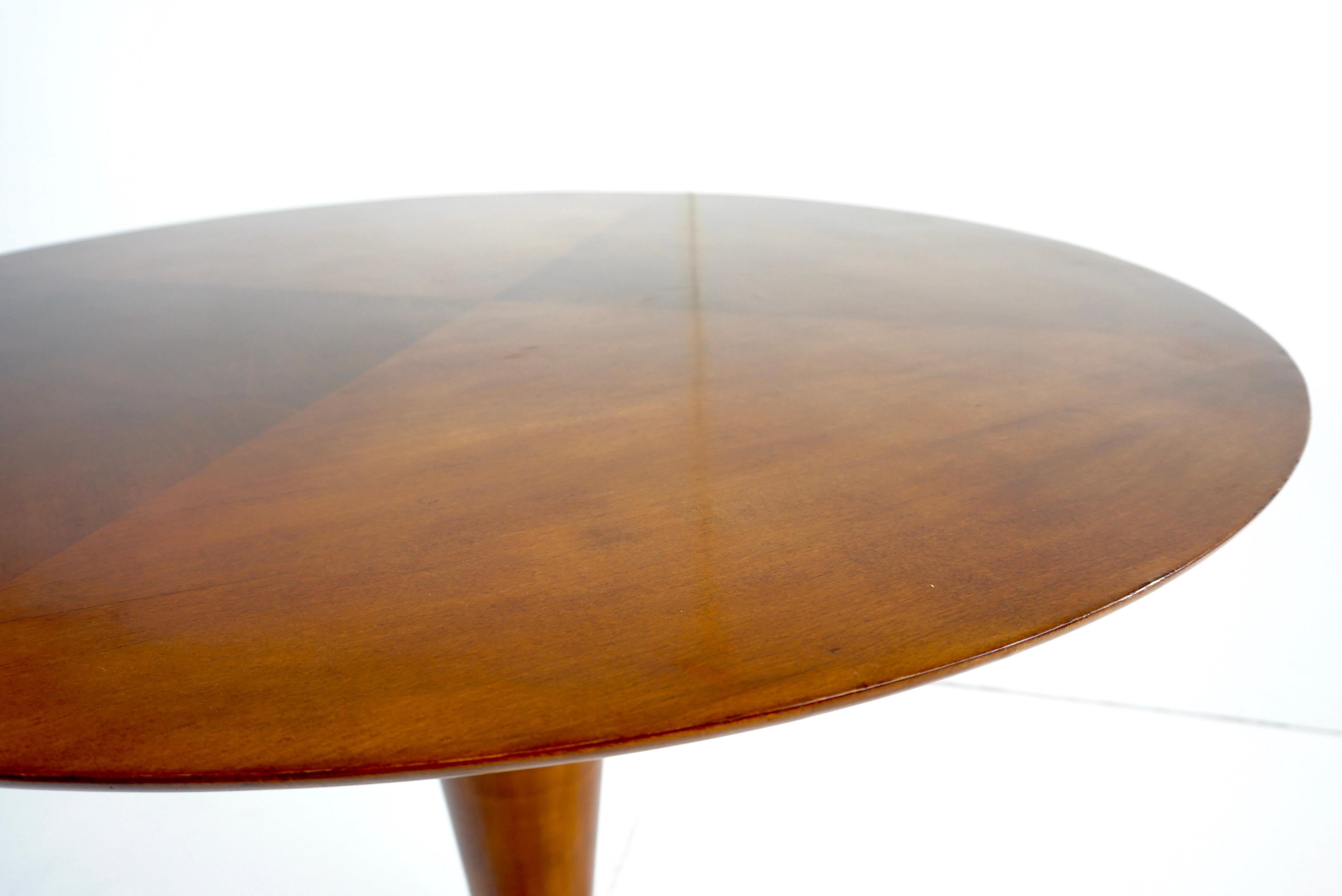 Rare Maple and Brass Round Center Table by I.S.A. Bergamo 1950 For Sale 12