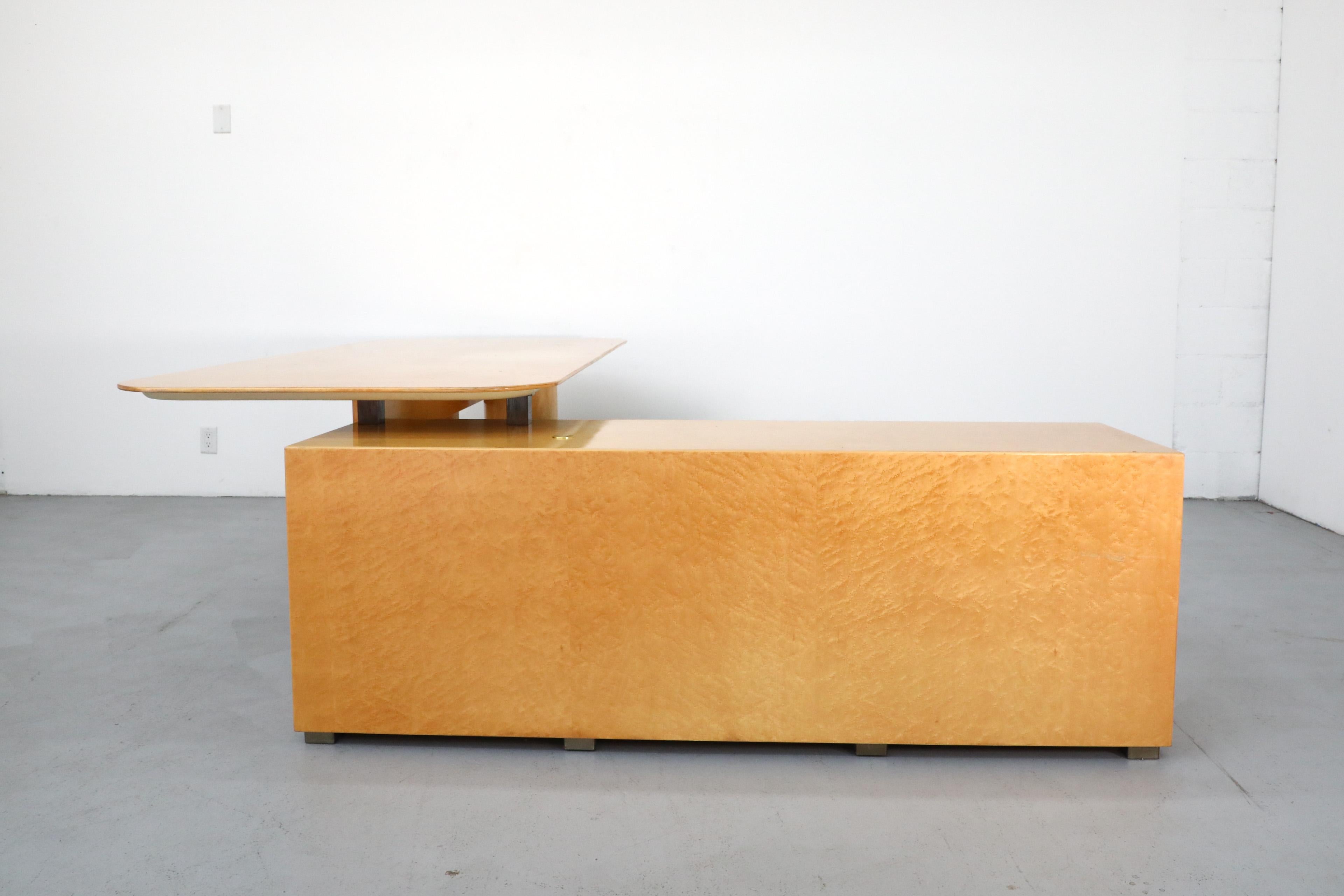 Rare Maple Desk with Return by Giovanni Offredi for Saporiti, 1970's For Sale 9
