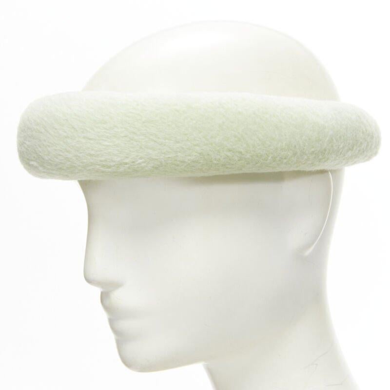 rare MARC JACOBS Stephen Jones 2008 light green wool funky padded headband
Reference: LNKO/A02070
Brand: Marc Jacobs
Collection: Stephen Jones collaboration
Material: Wool
Color: Green
Pattern: Solid
Closure: Pull On
Lining: 