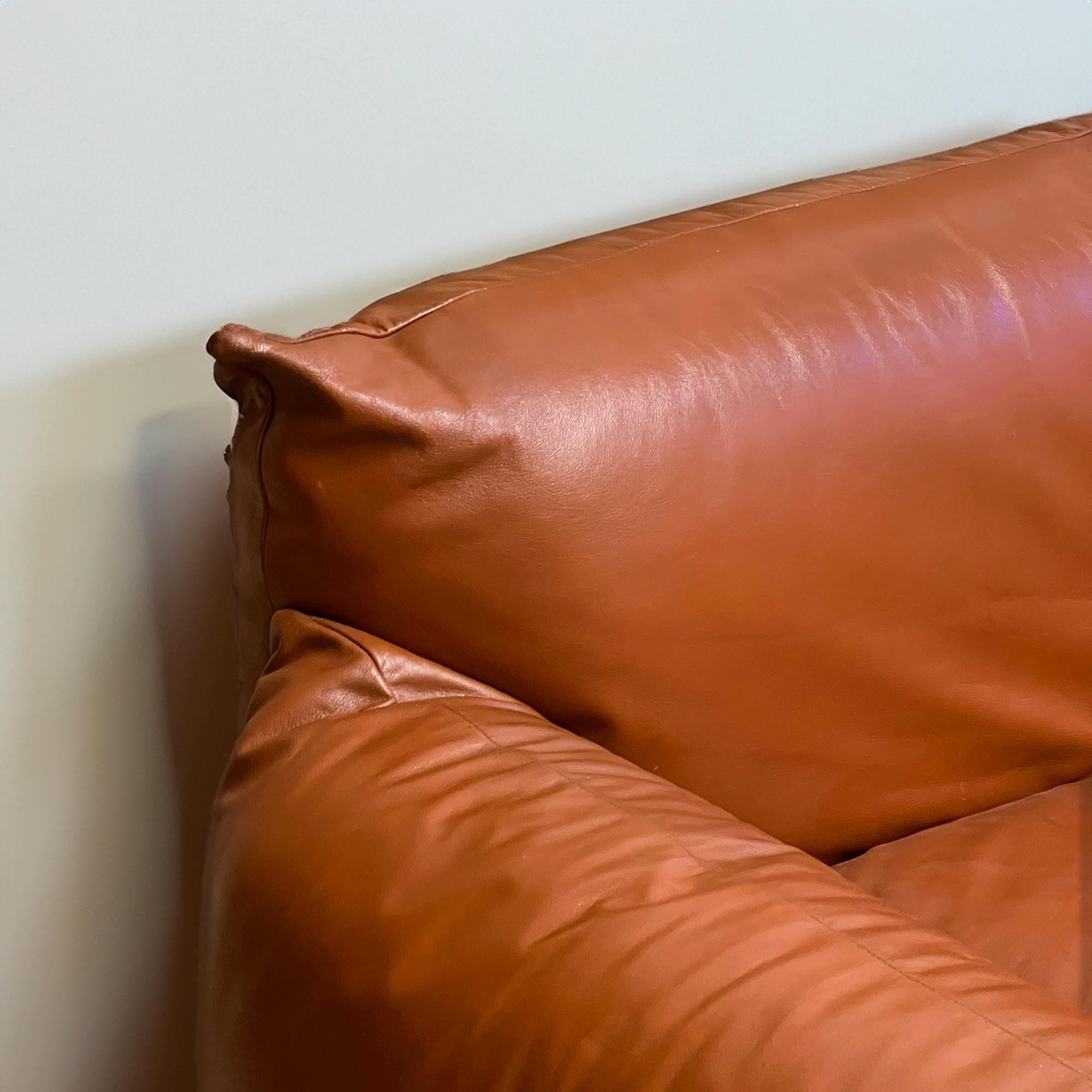 Mid-Century Modern Rare canapé en cuir cognac de Mario Marenco pour Arflex, Italie, 1970 en vente