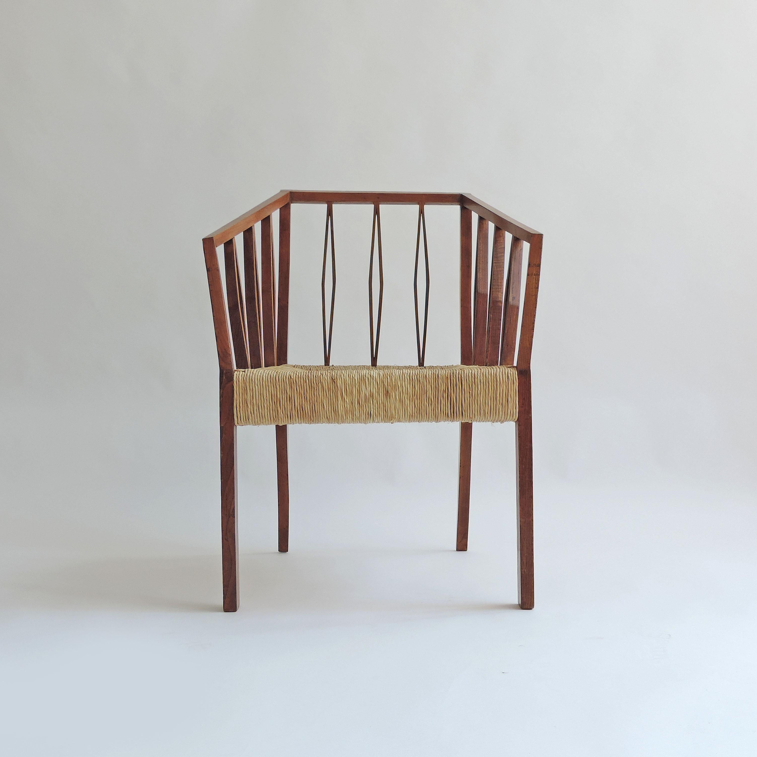 Italian Rare Mario Asnago & Claudio Vender sublime armchair, Italy, 1940s