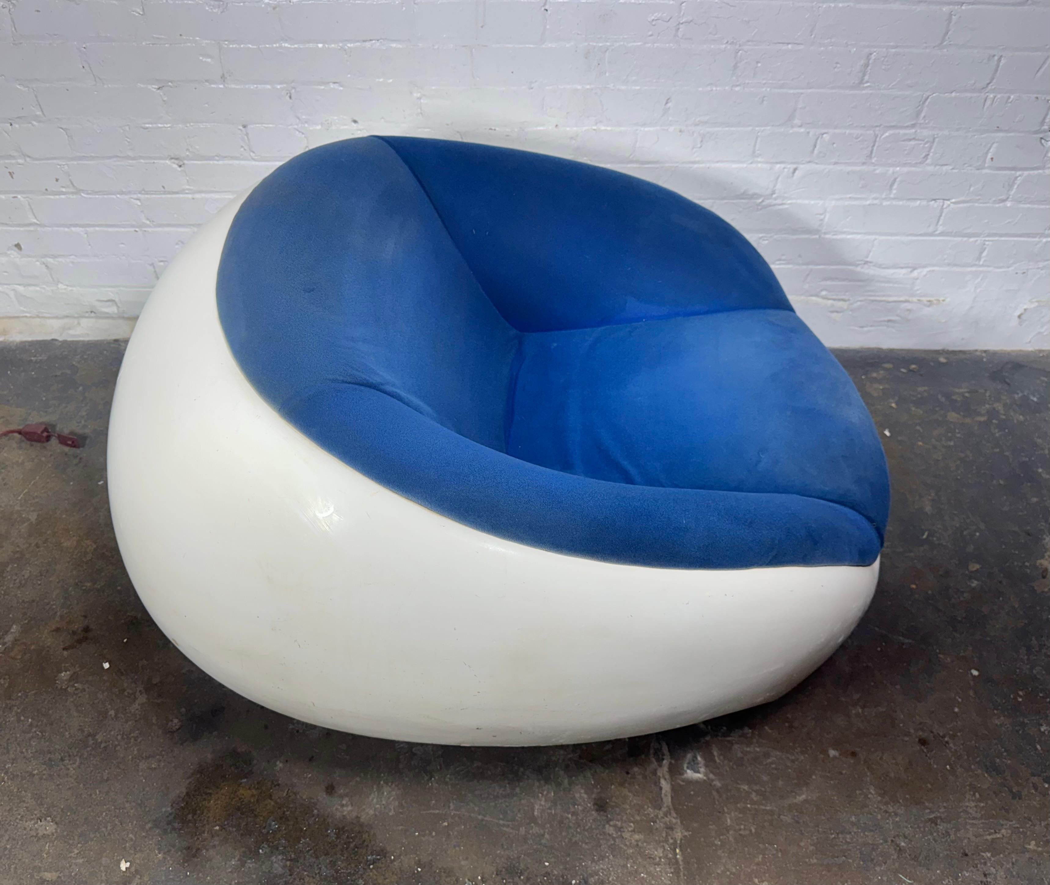 Seltener Mario Sabot 'POD' Lounge Chair , Modernist / Space Age, Italien (Stoff) im Angebot