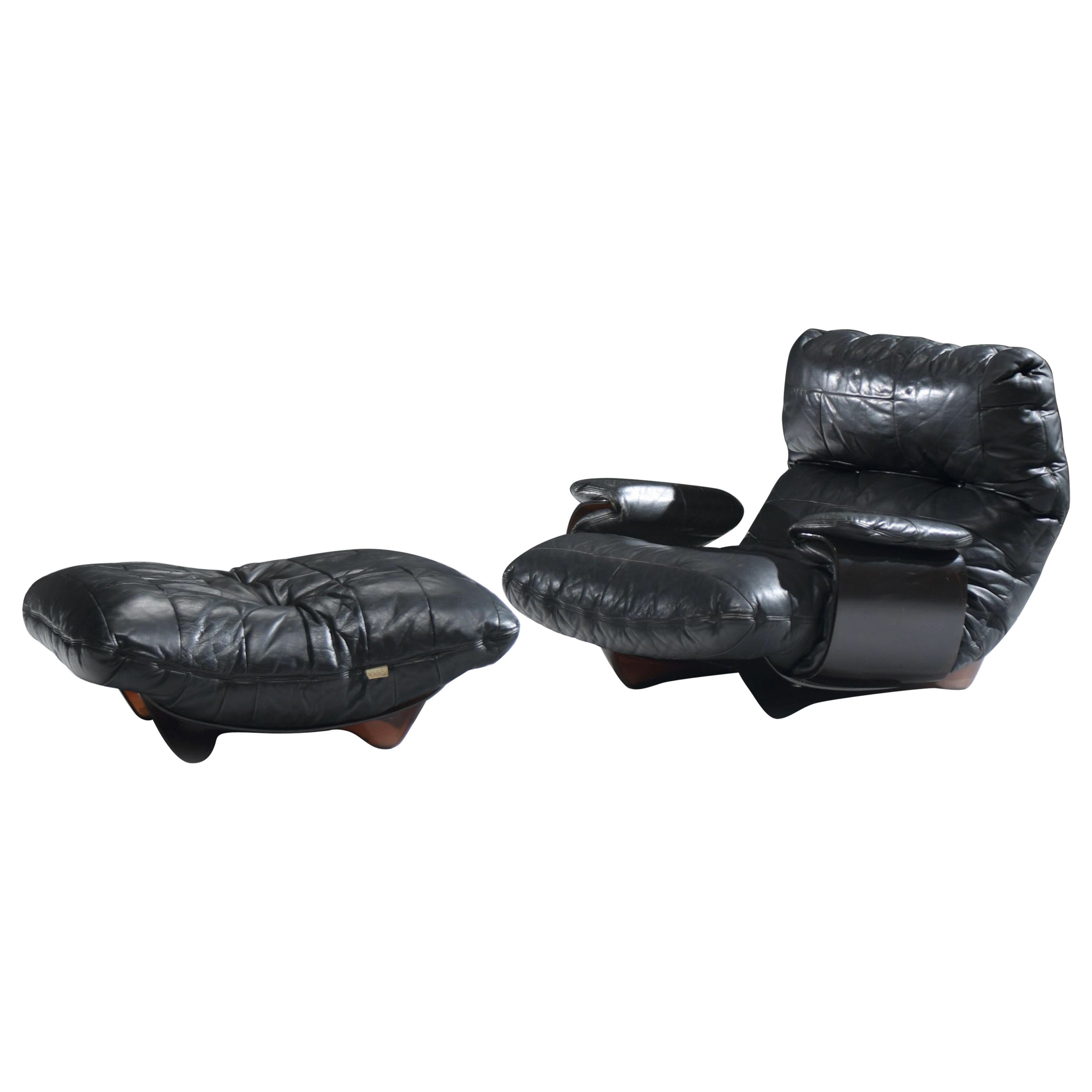 Rare Marsala lounge chair 
poof in black leather - Michel Ducaroy - Ligne Roset en venta