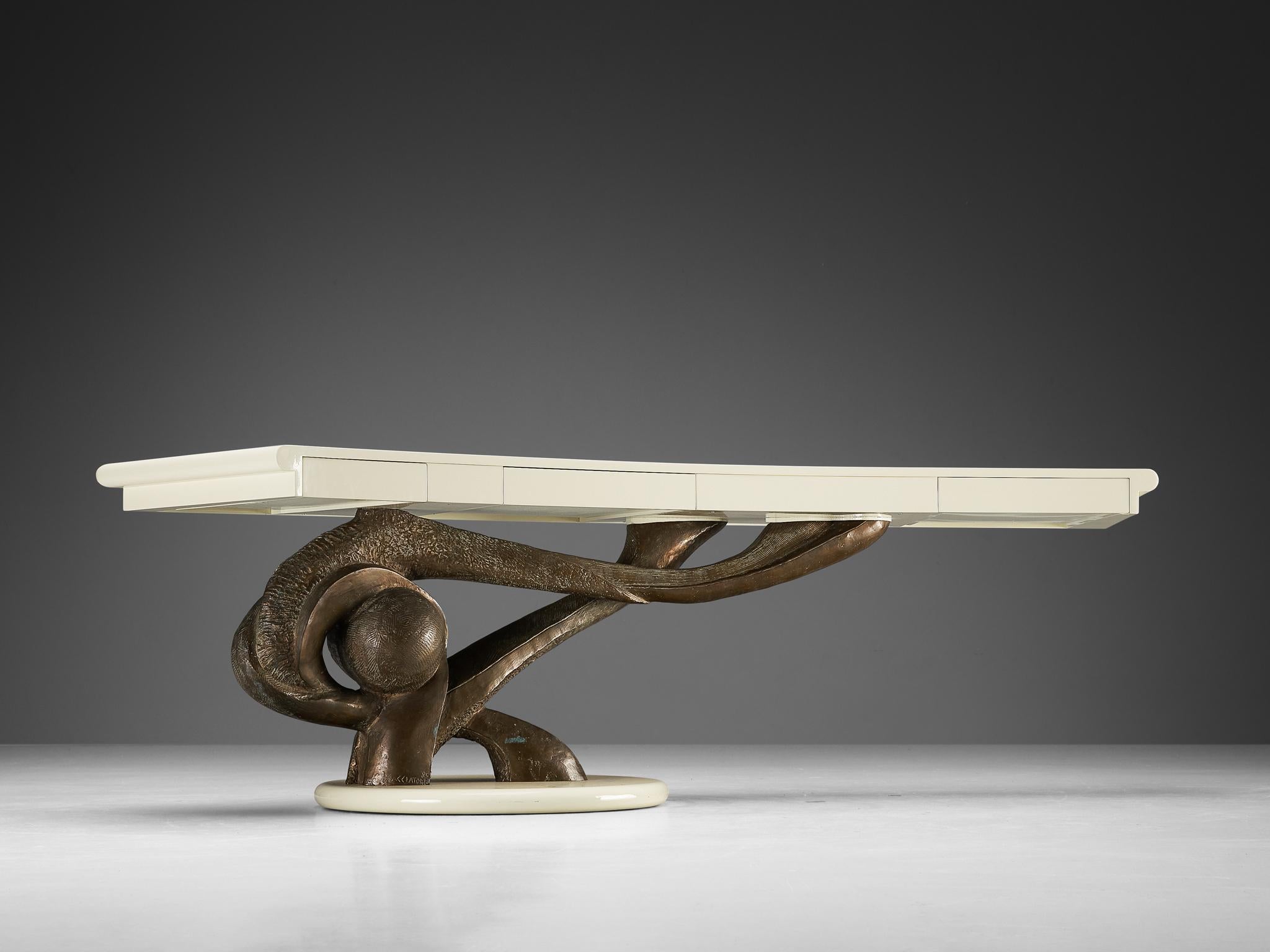 Seltener Marzio Cecchi-Schreibtisch mit geformtem Bronzesockel (Ende des 20. Jahrhunderts) im Angebot
