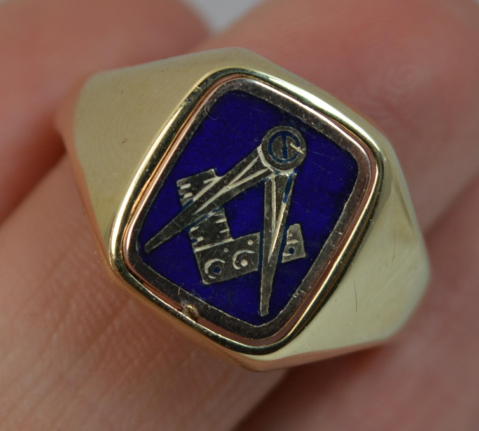 Modern Rare Masonic 9 Carat Gold and Enamel Design Men’s Signet Ring