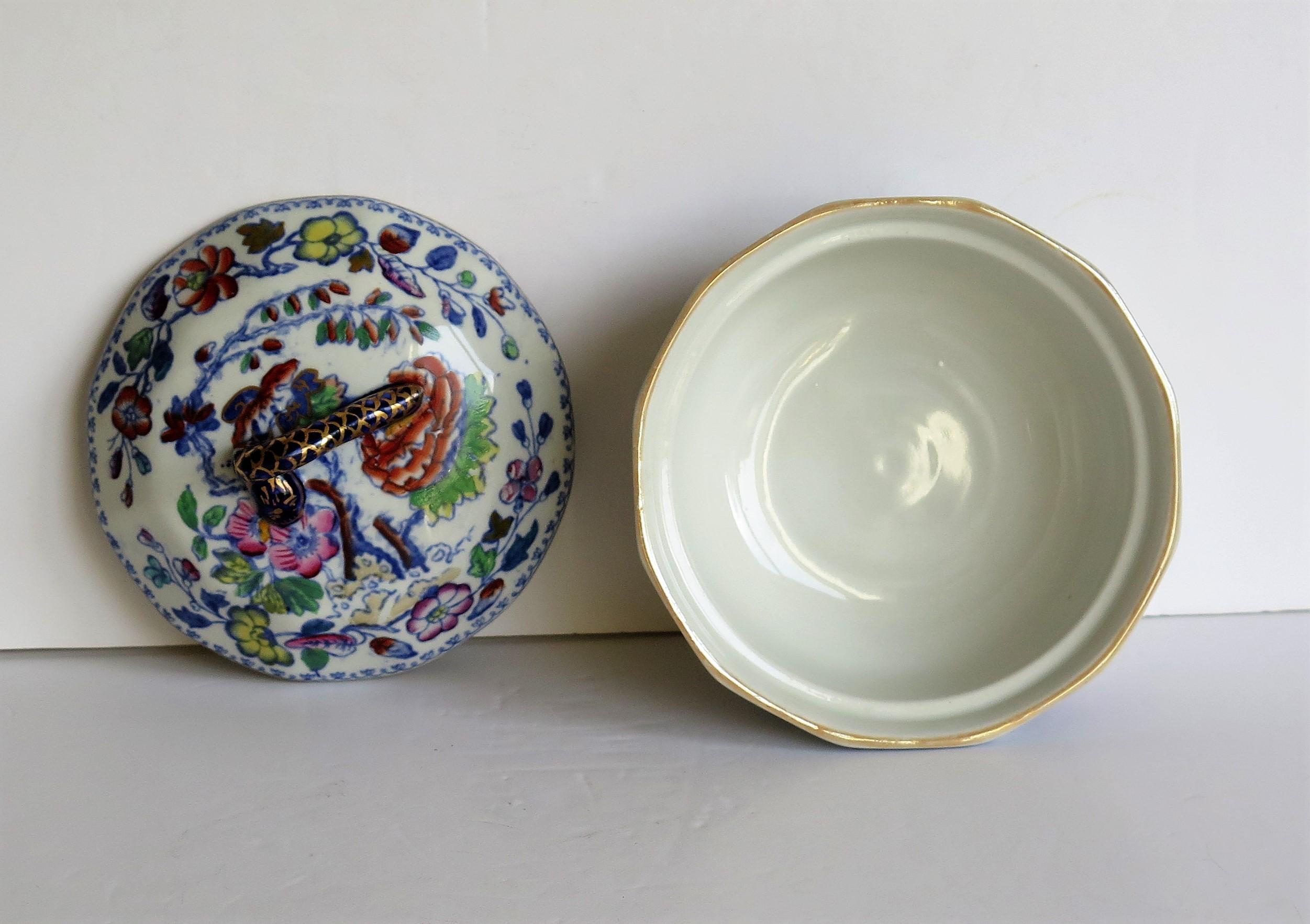 Mason's Ironstone Lidded Dish or Bowl in Flying Bird Pattern, circa 1890 For Sale 2