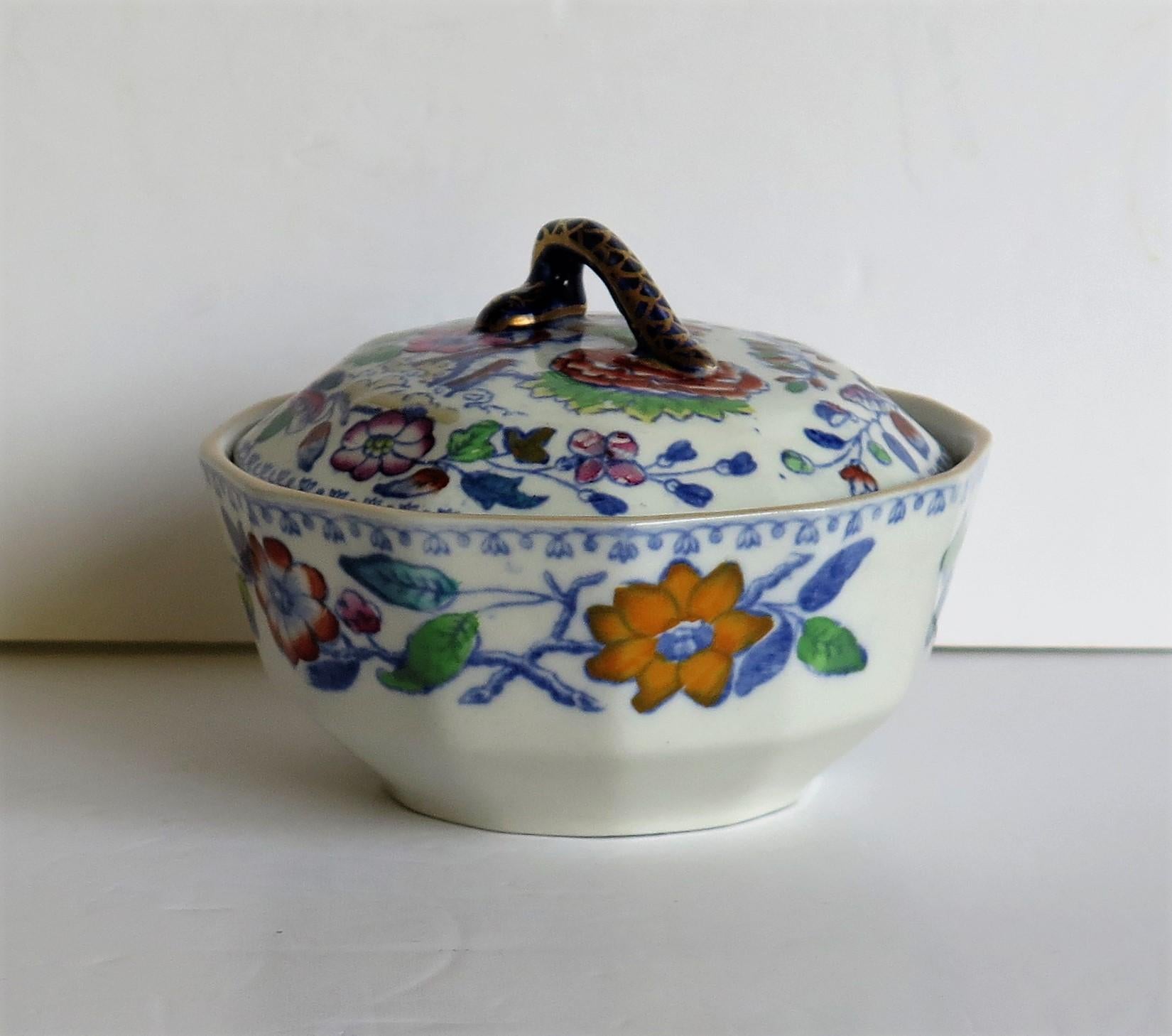 Mason's Ironstone Lidded Dish or Bowl in Flying Bird Pattern, circa 1890 In Good Condition For Sale In Lincoln, Lincolnshire