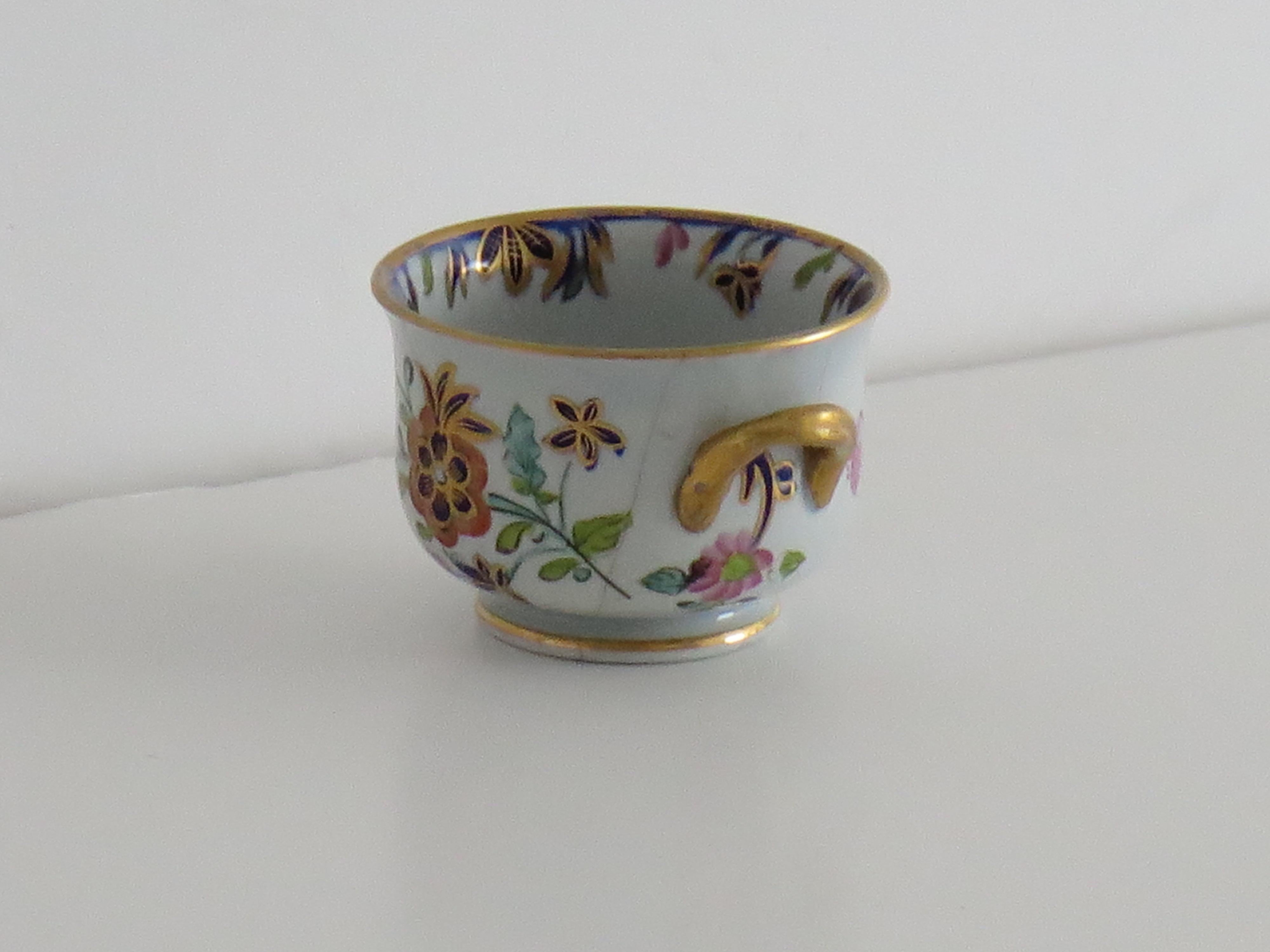 Raro cuenco en miniatura de Mason's Ironstone todo pintado a mano Patrón, circa 1820 Pintado a mano en venta