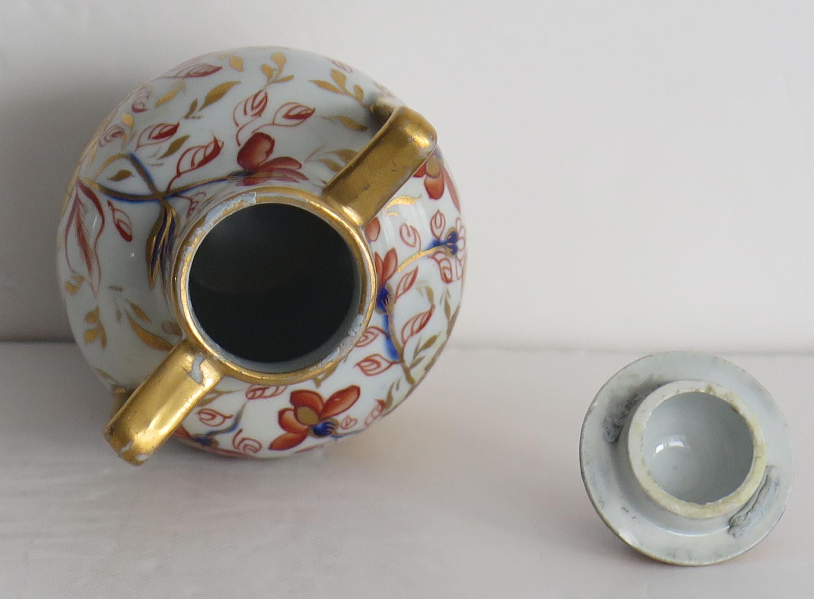 Rara urna in miniatura Mason's Ironstone con motivo Gold Rose Japan, circa 1820 in vendita 4