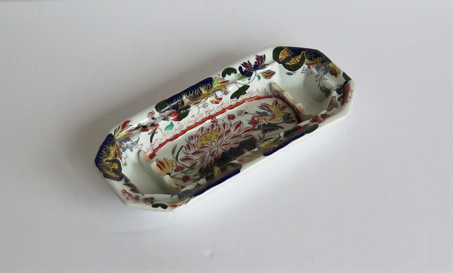 Chinoiserie Rare Mason's Ironstone Pen Tray or Dish in Water Lily Pattern, circa 1830