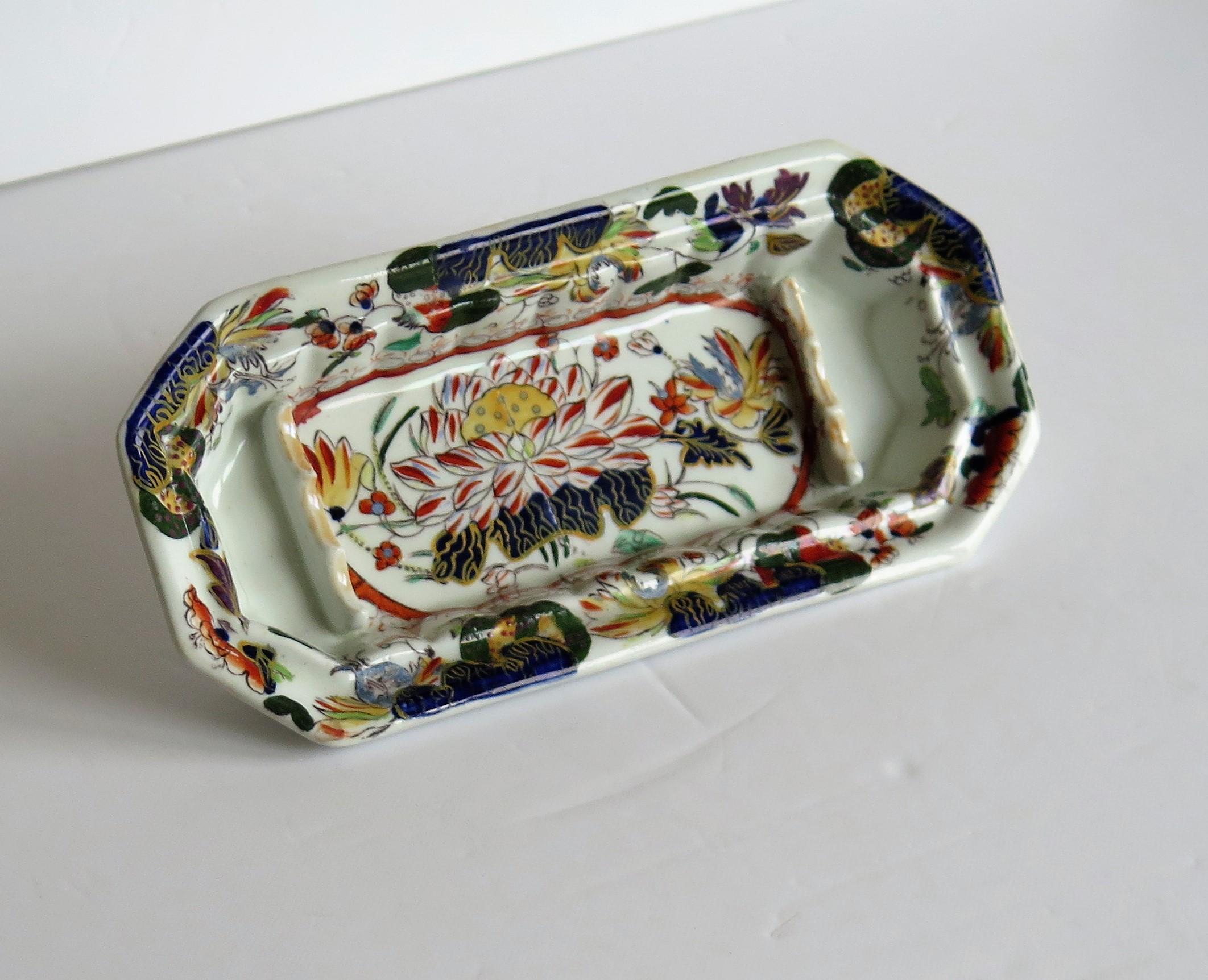Rare Mason's Ironstone Pen Tray or Dish in Water Lily Pattern, circa 1830 In Good Condition In Lincoln, Lincolnshire