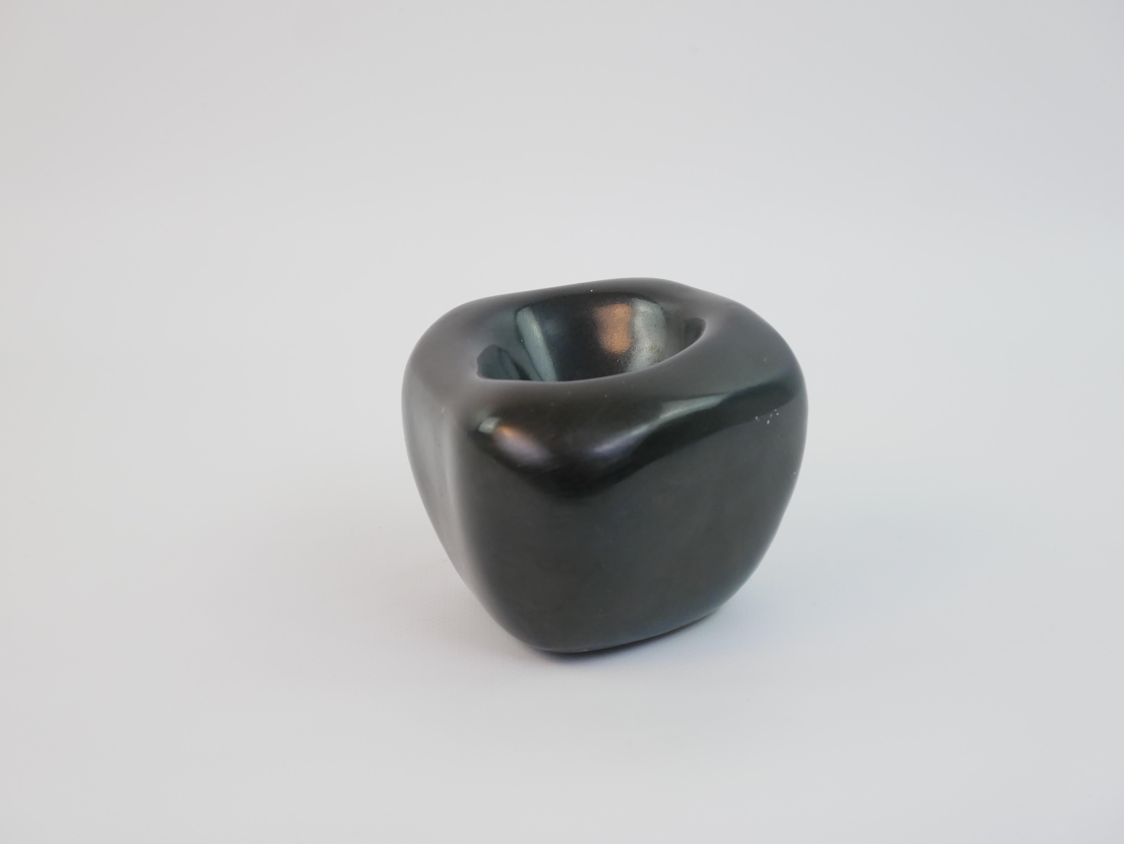 Rare mat black ceramic ashtray by Denise Gatard For Sale 3