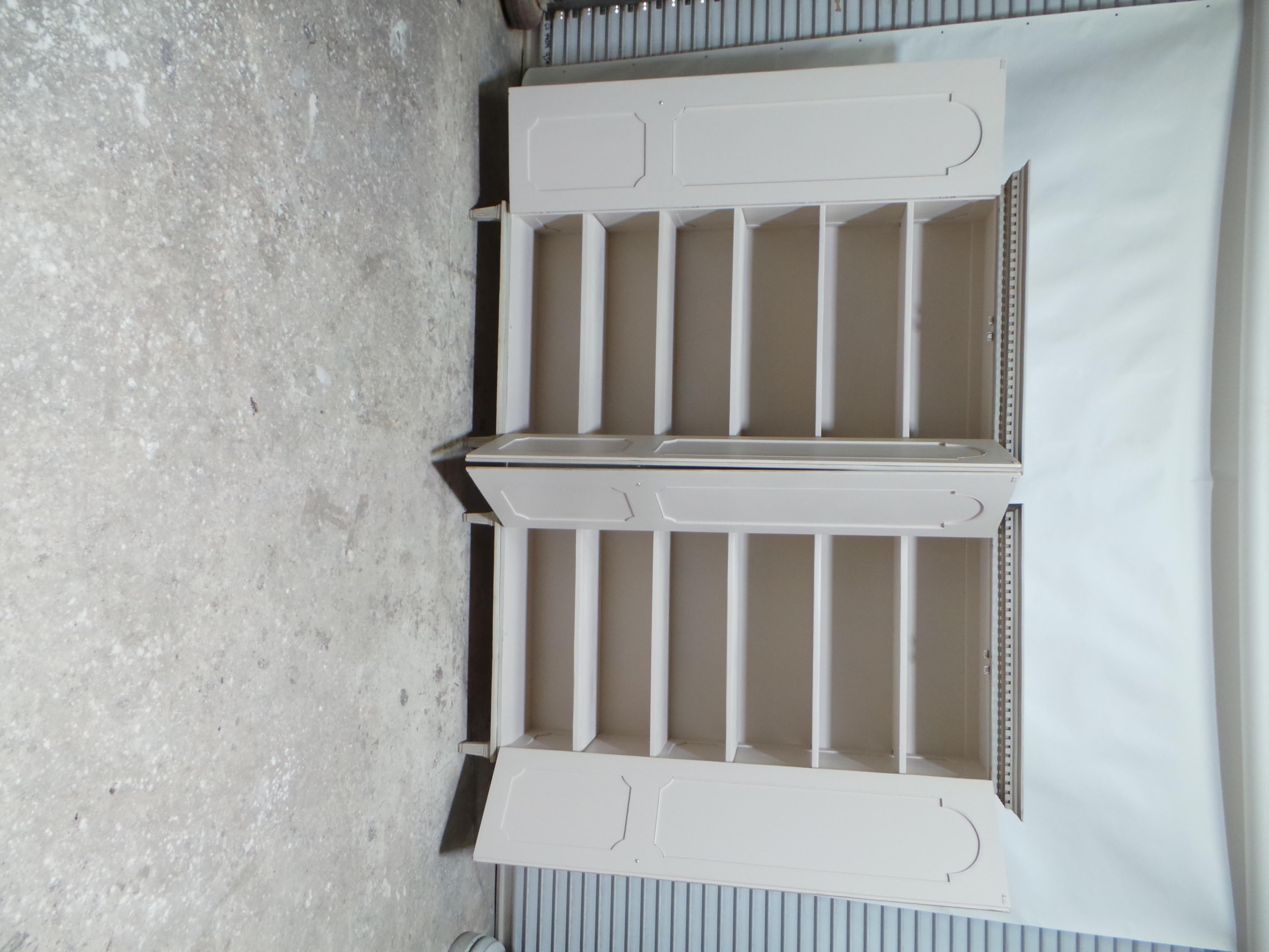 RARO Armadio abbinato in stile gustaviano in vendita 1