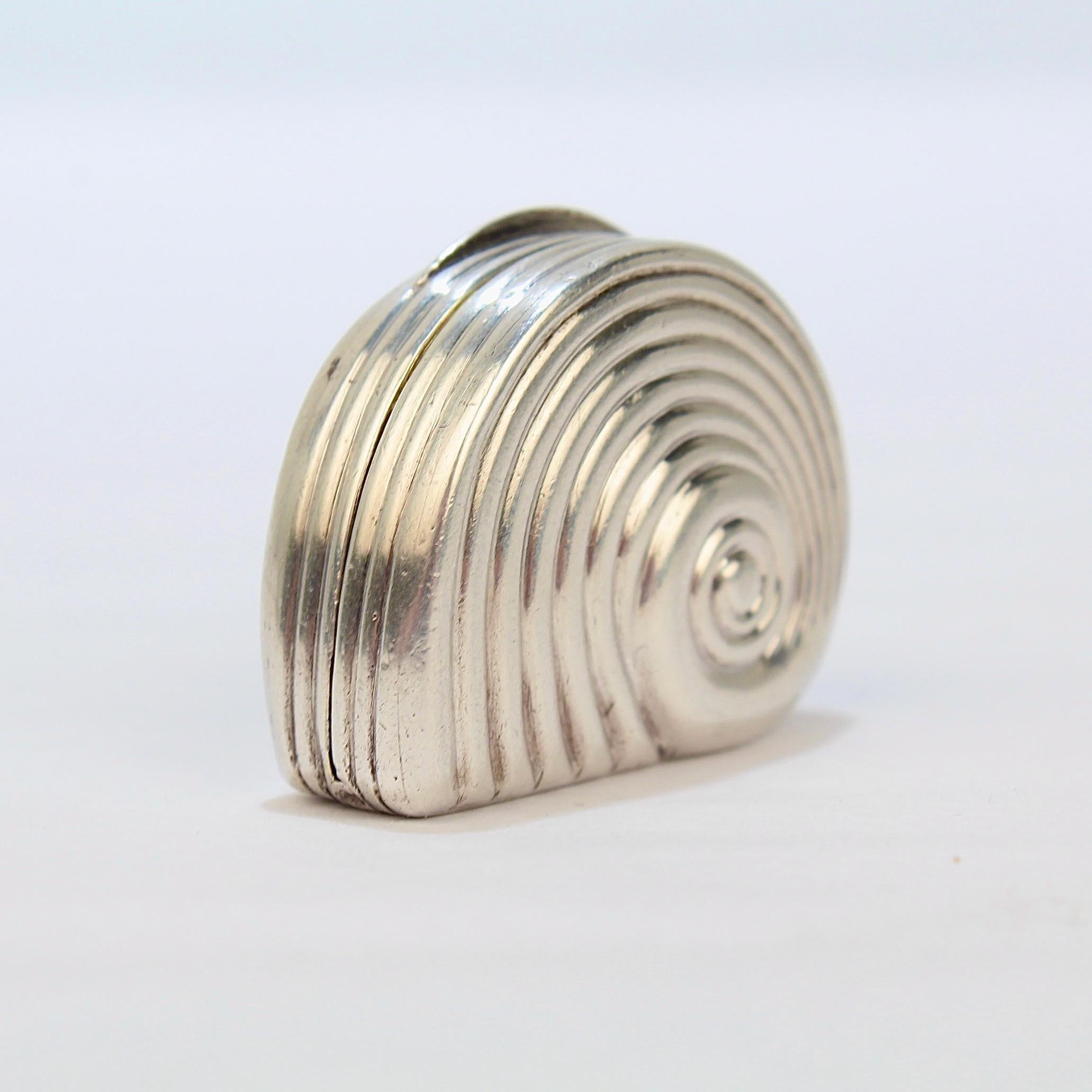 Rare Matthew Linwood Georgian English Sterling Silver Snail Form Vinaigrette Box For Sale 2