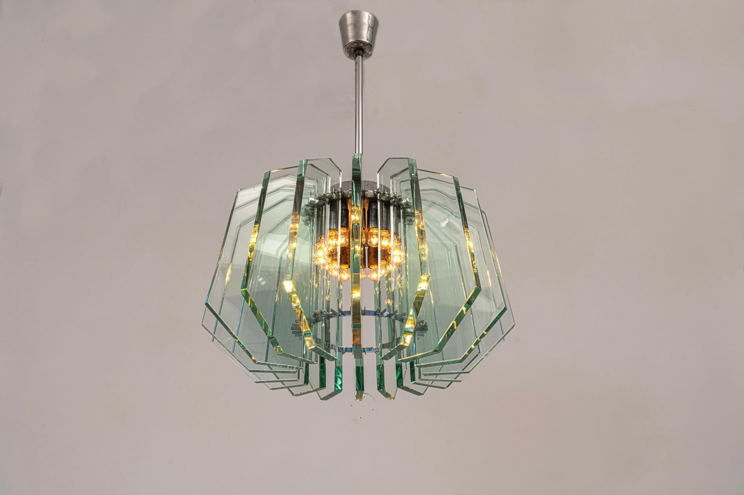 Italian Rare Max Ingrand chandelier for Fontana Arte For Sale