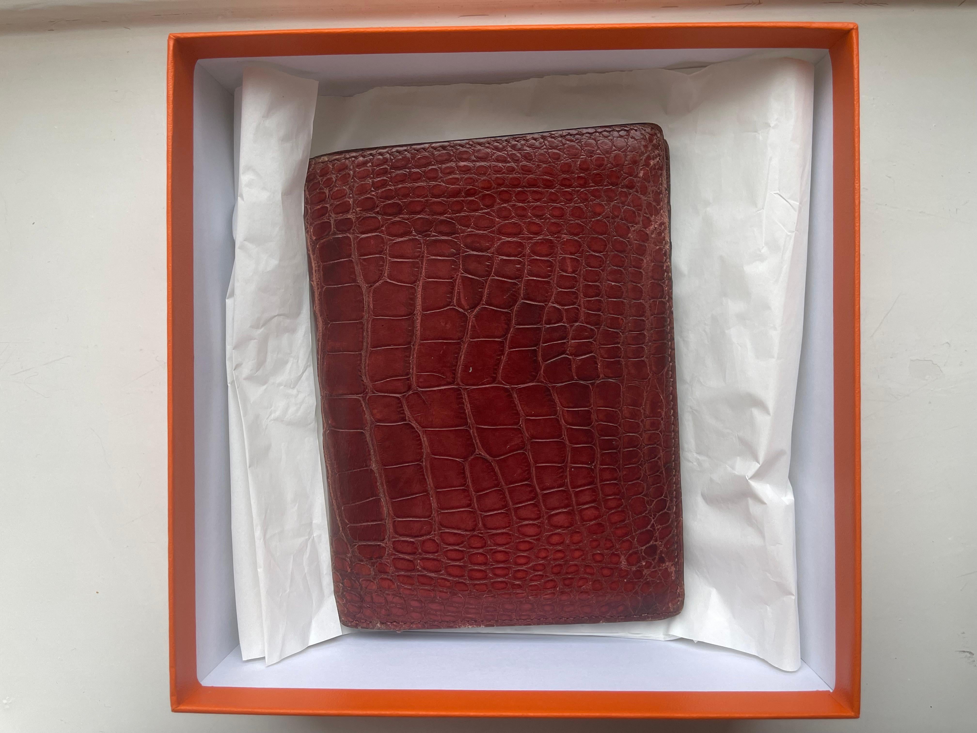 Late 20th Century Rare MC2 Fleming Hermes Wallet / Mississippiensis Alligator For Sale