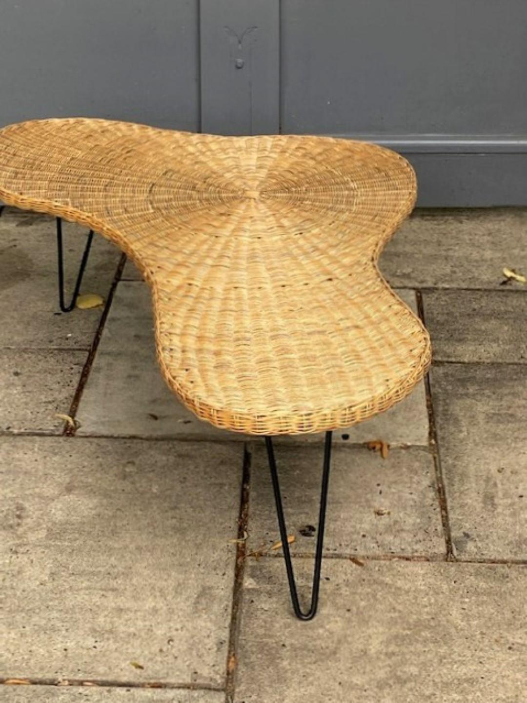 Rare MCM Biomorphic / Amoeba Wicker & Iron Cocktail /Coffee Table, France, 1950s In Good Condition In Richmond, Surrey