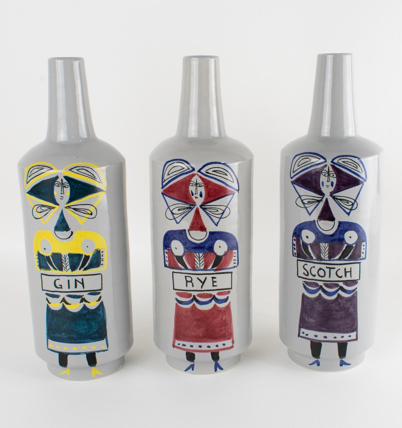 Rare bouteille de spiritueux en céramique MCM par Raymor, circa 1950, un Trio en vente 2