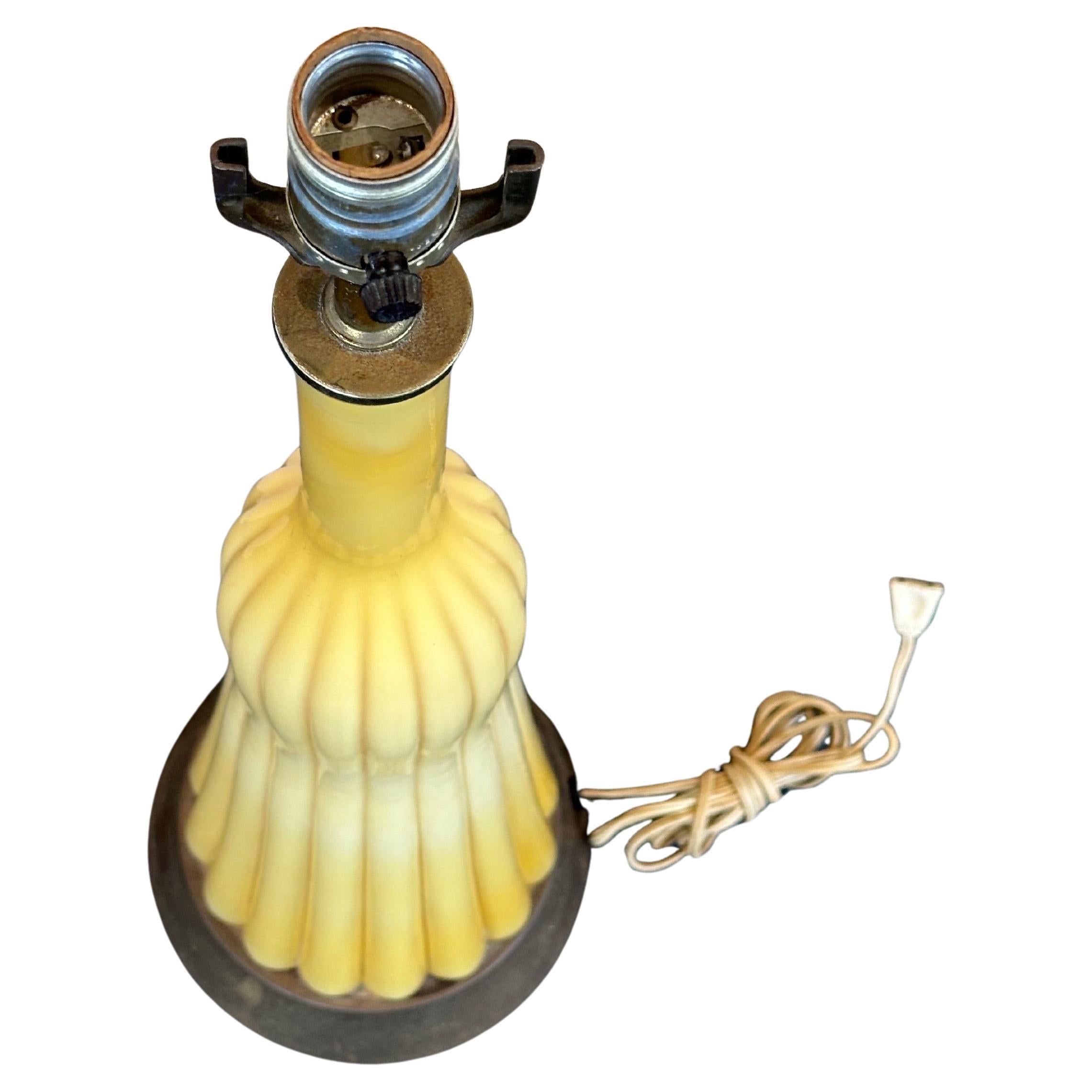 Rare MCM Empoli Butterscotch Ribbed Cased Murano Glass Table Lamp In Good Condition For Sale In San Diego, CA