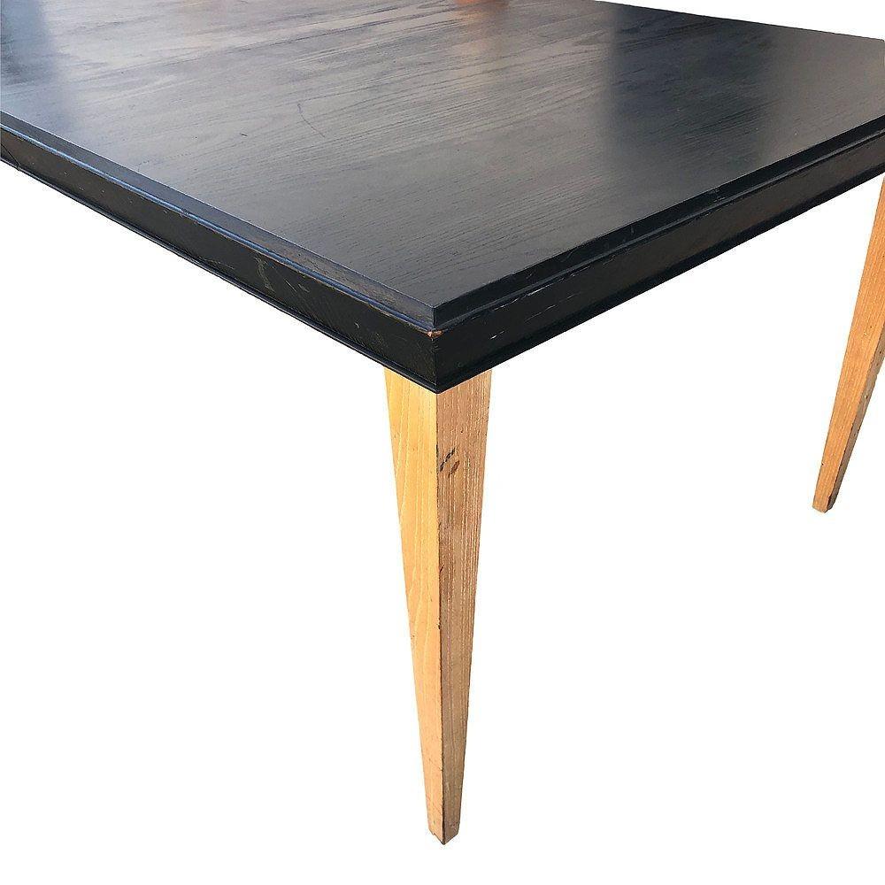 Mid-Century Modern Rare table de salle à manger en érable MCM avec plateau noir par I Douglas Snelling en vente