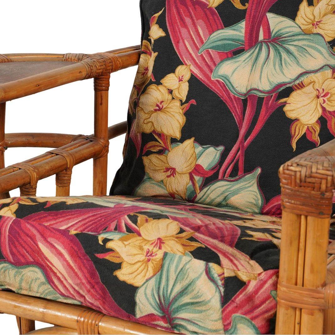 Rare MCM Canapé Chaise Ottomane en rotin à gradins Ensemble de salon avec tables d'appoint encastrées en vente 4