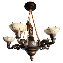 Rare & Meaningful Art Deco 5-Licht-Kronleuchter mit Eule-Skulptur und Alabasterschirmen, selten