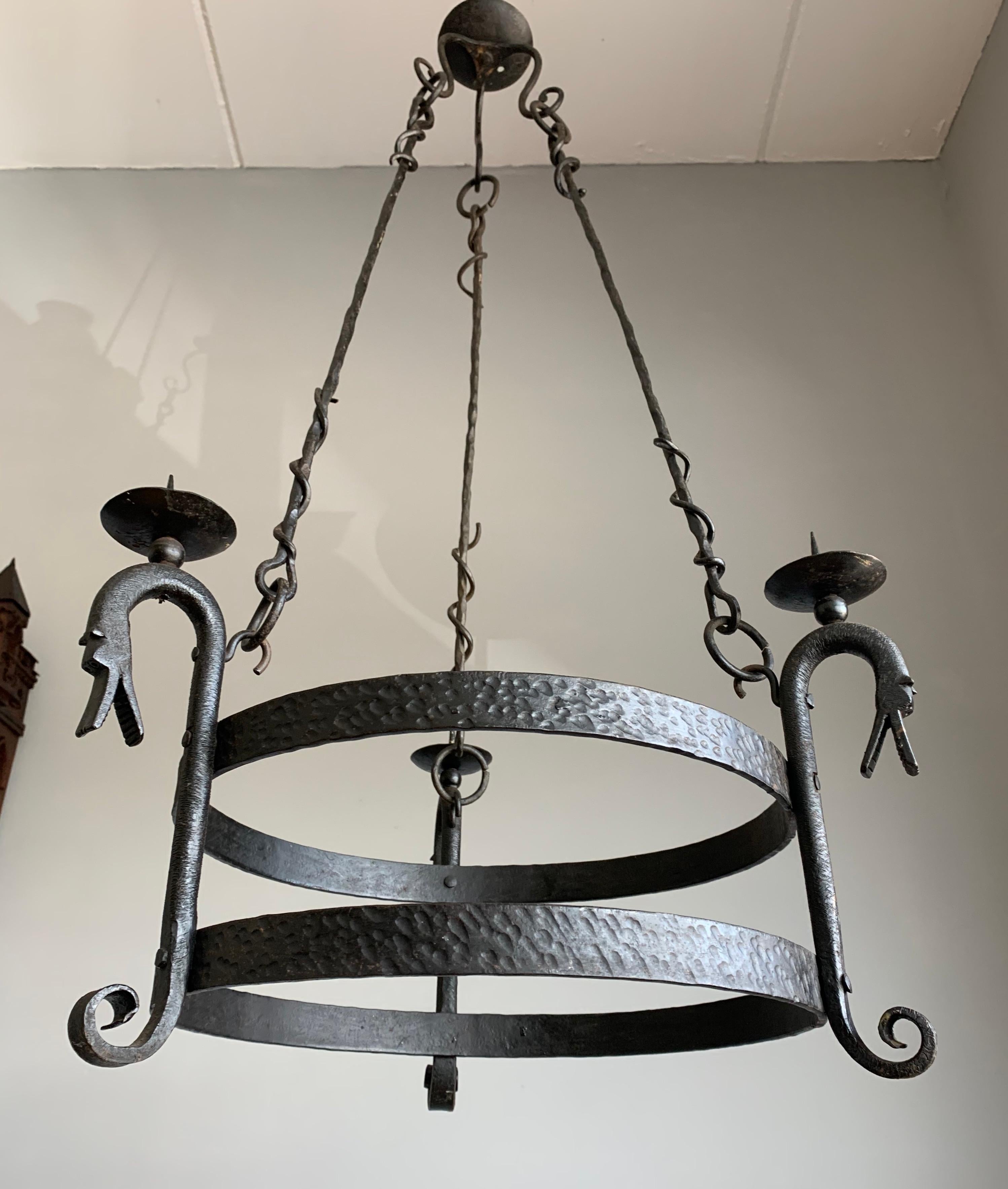 Raro Candelabro Dragón de Hierro Forjado a Mano de Estilo Medieval - Portavelas en venta 6