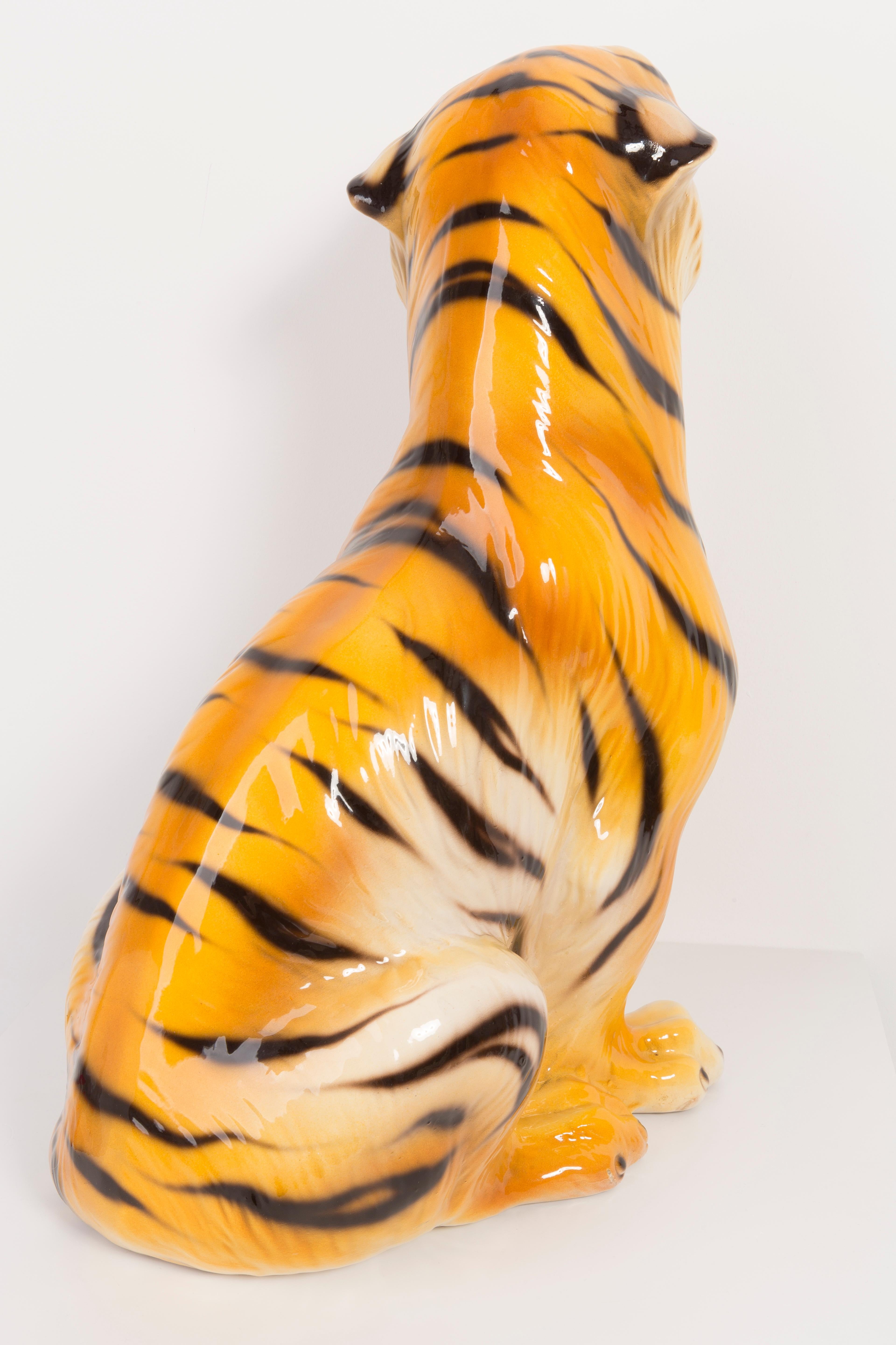 Sculpture rare de tigre en céramique de taille moyenne, Italie, années 1960 Excellent état - En vente à 05-080 Hornowek, PL