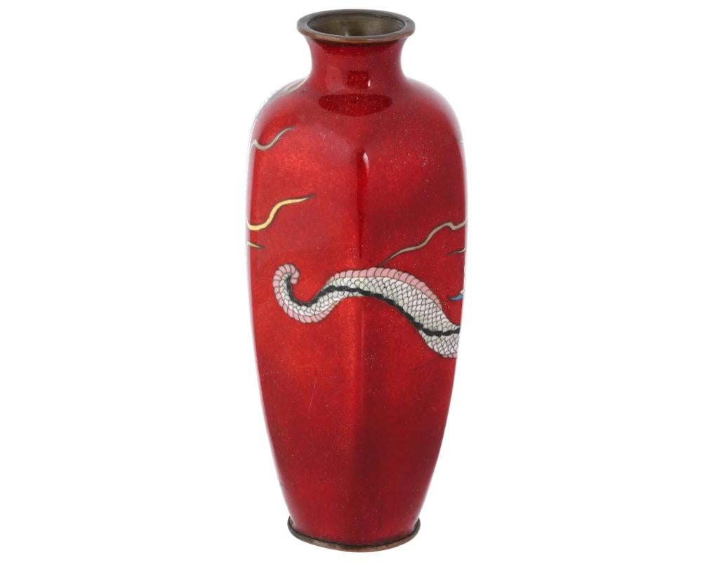 Rare Meiji Japanese Cloisonne Red Enamel Pink Dragon Vase In Good Condition For Sale In New York, NY