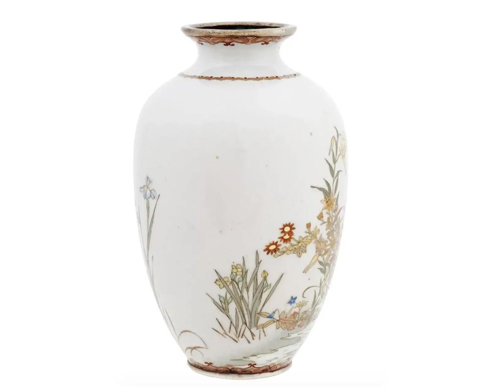 20th Century Rare Meiji Japanese Cloisonne Silver Wire White Enamel Vase with Birds and Flowe For Sale