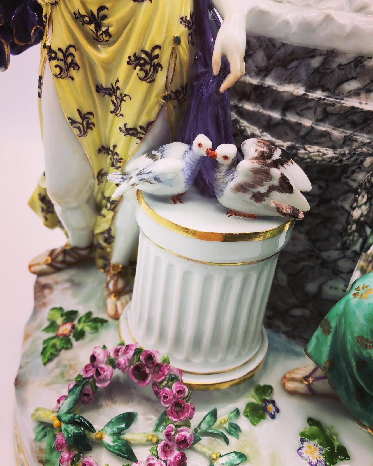 Raro gruppo di figure di Meissen Porcelain Vittime della Lealtà L9 1