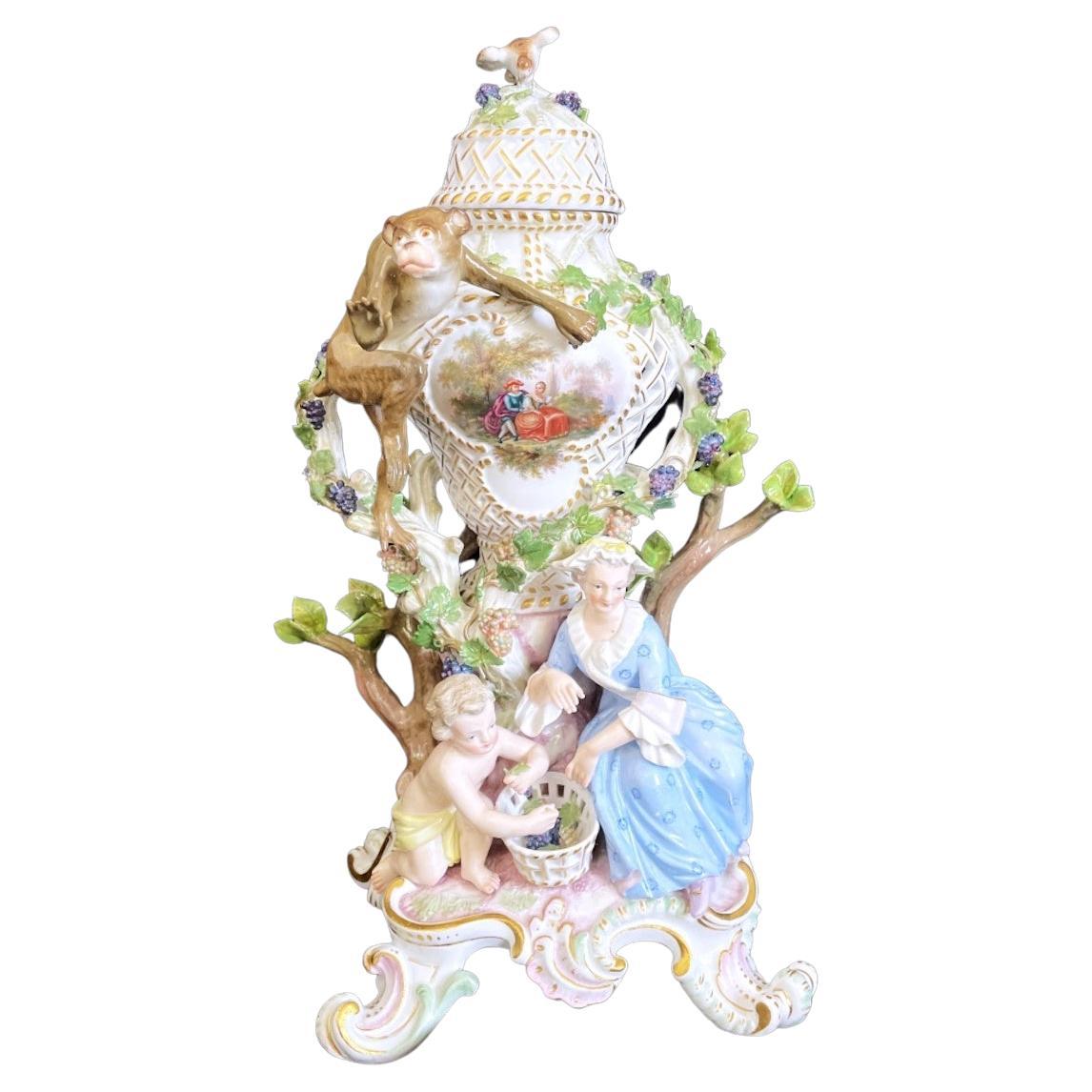 Rare vase singe Potpourri de Meissen, Eberlein, 1850 en vente