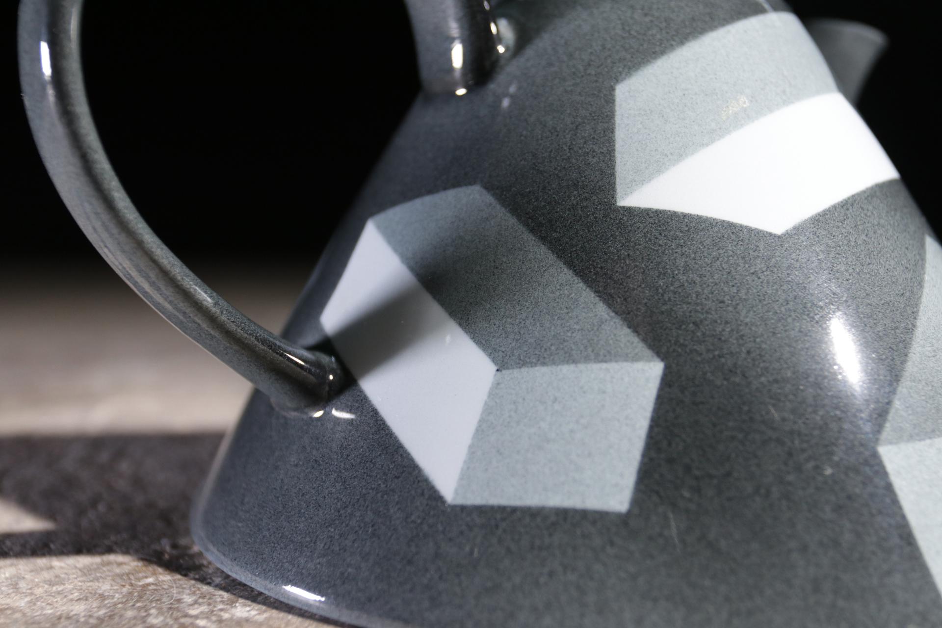 Rara tetera de porcelana de Memphis Rolf Sinnemark Rörstrand serie 