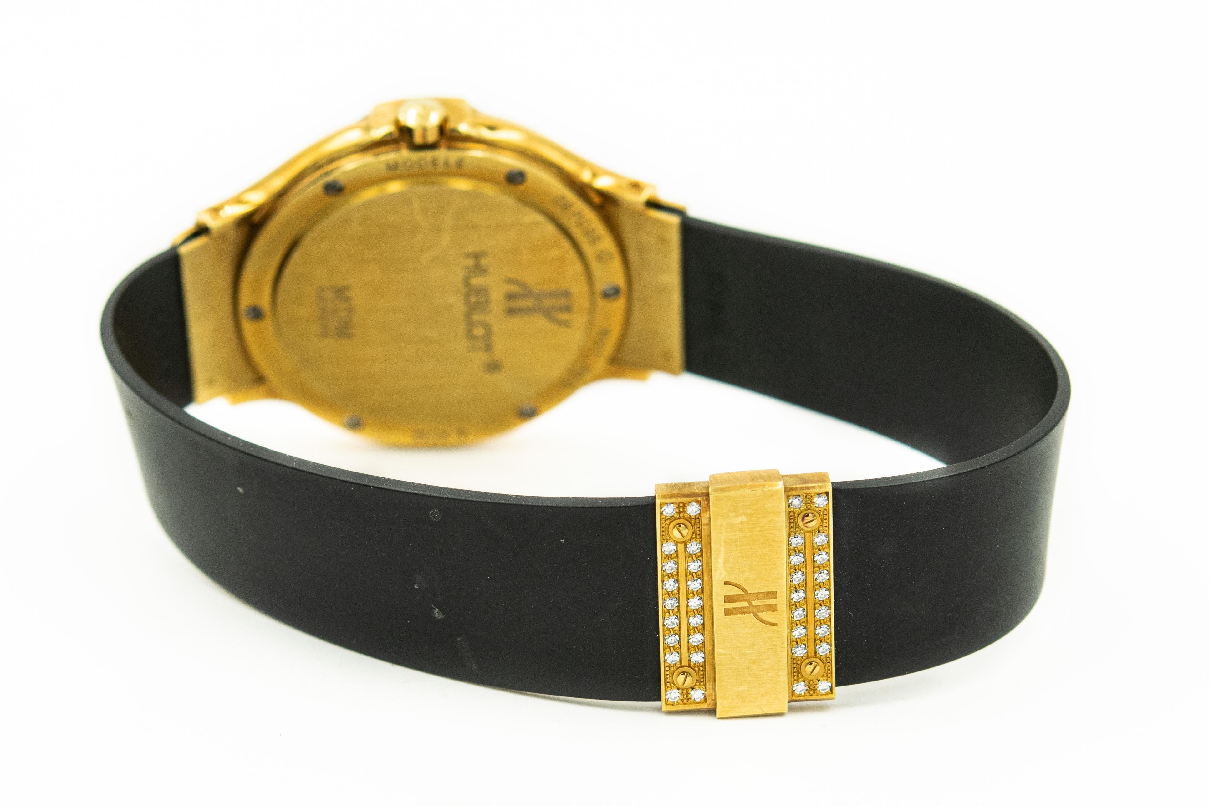 Round Cut Rare Men's Hublot MDM Sapphire Diamond 18k Gold Wrist Watch Ref. 1522 For Sale
