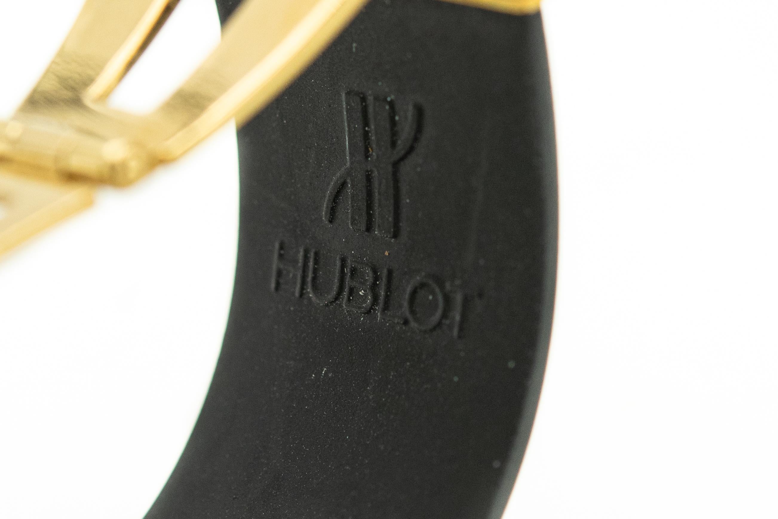 Rare Men's Hublot MDM Sapphire Diamond 18k Gold Wrist Watch Ref. 1522 For Sale 4
