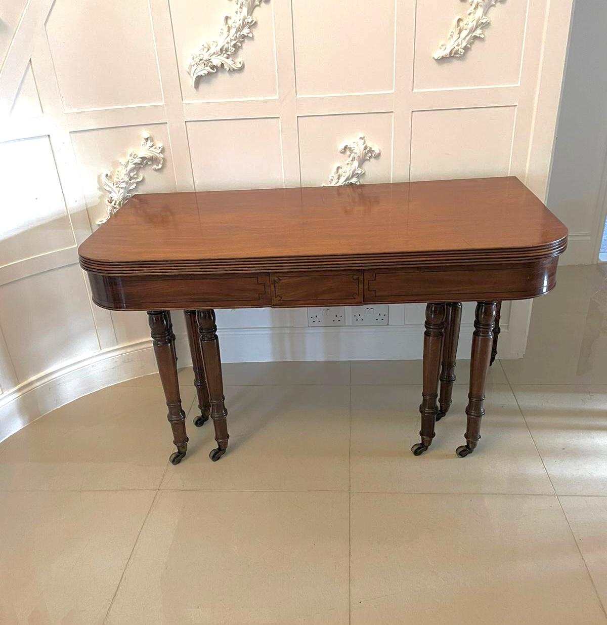 Rare table de salle à manger à rallonge de qualité George III en acajou métamorphique en vente 12