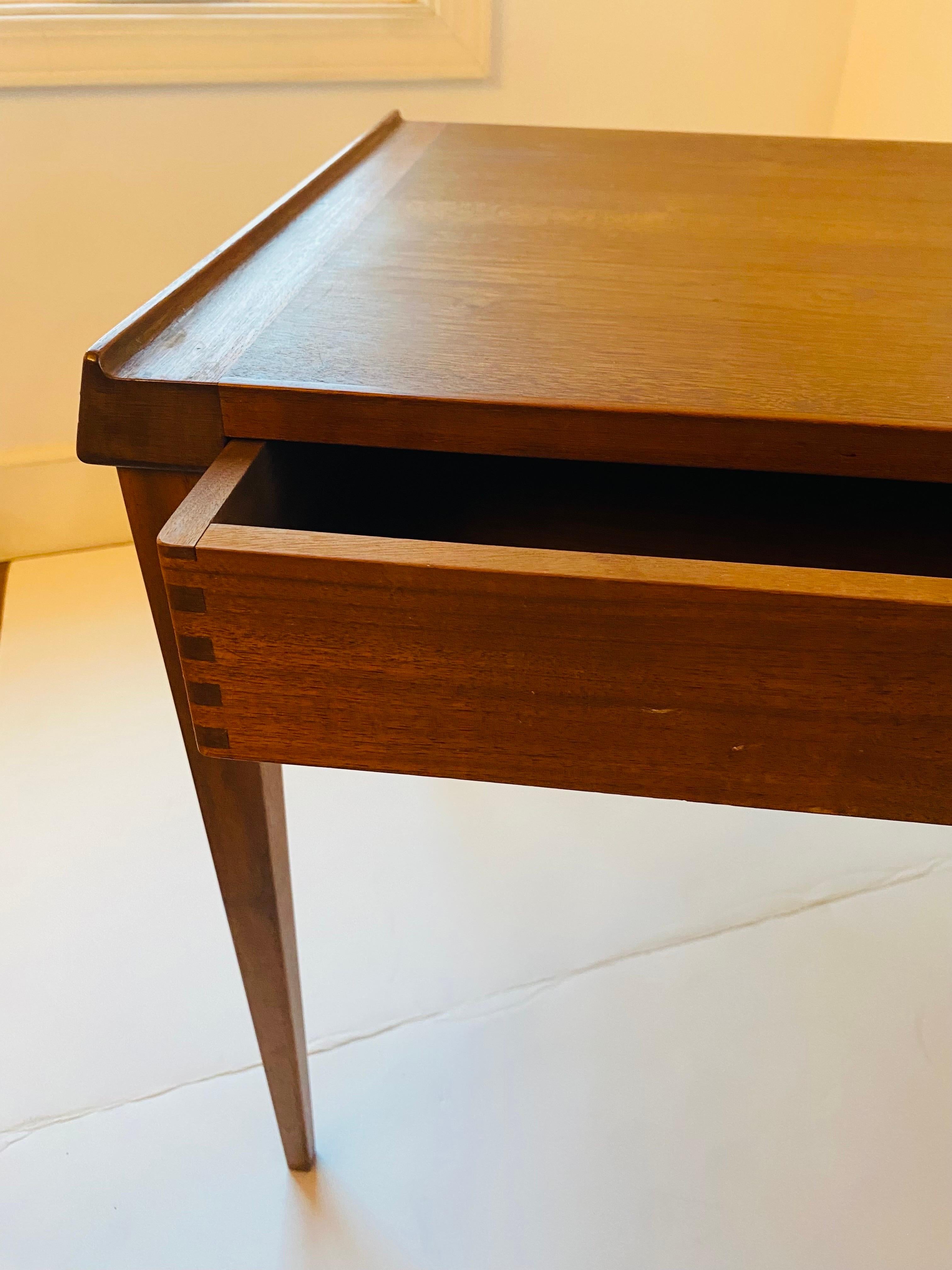 Rare Mid Century 1960s Teak Side Table by Moreddi Danmark 1
