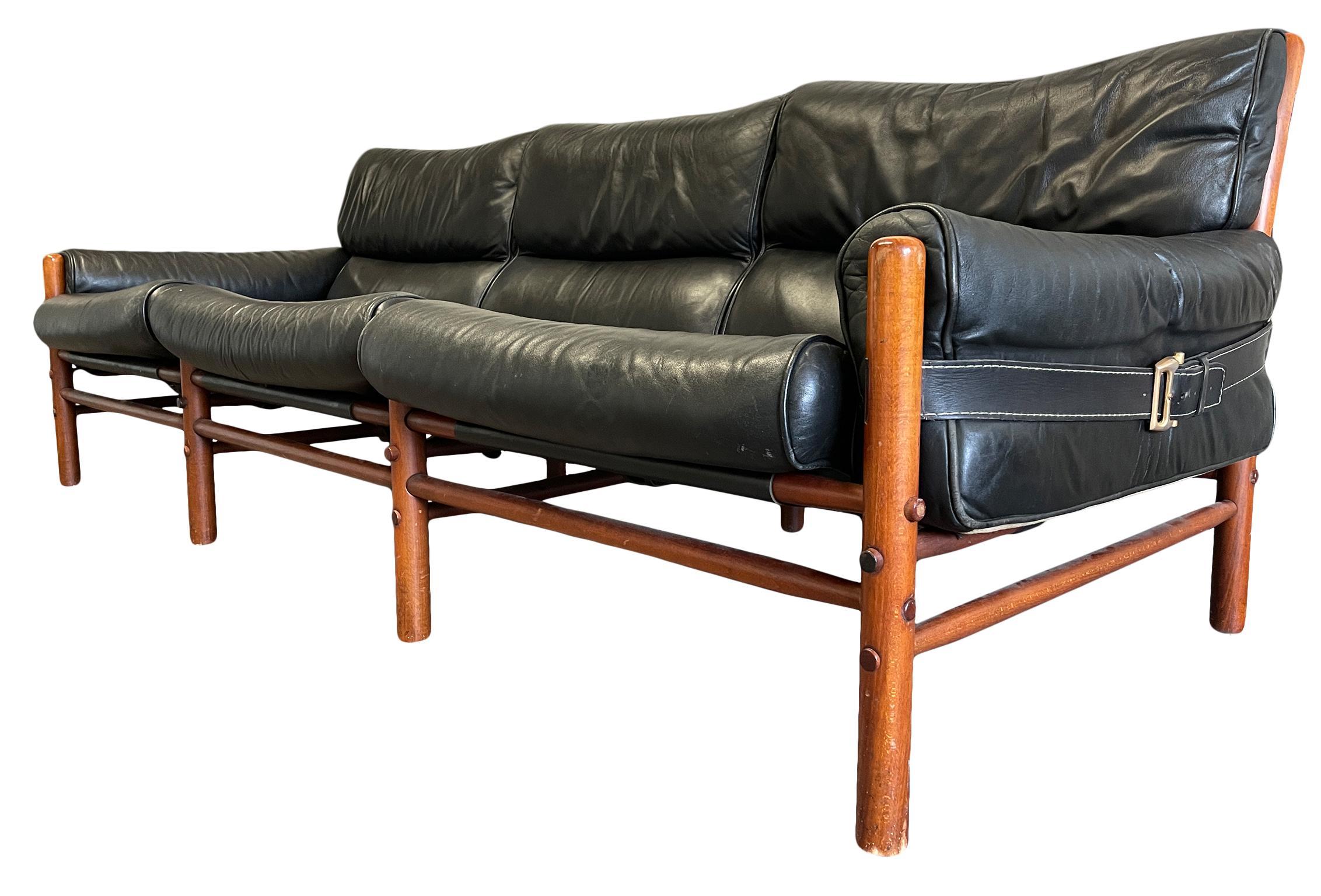 Mid-Century Modern Rare Canapé Norells suédois du milieu du siècle en cuir noir Sling Safari Kontiki en vente