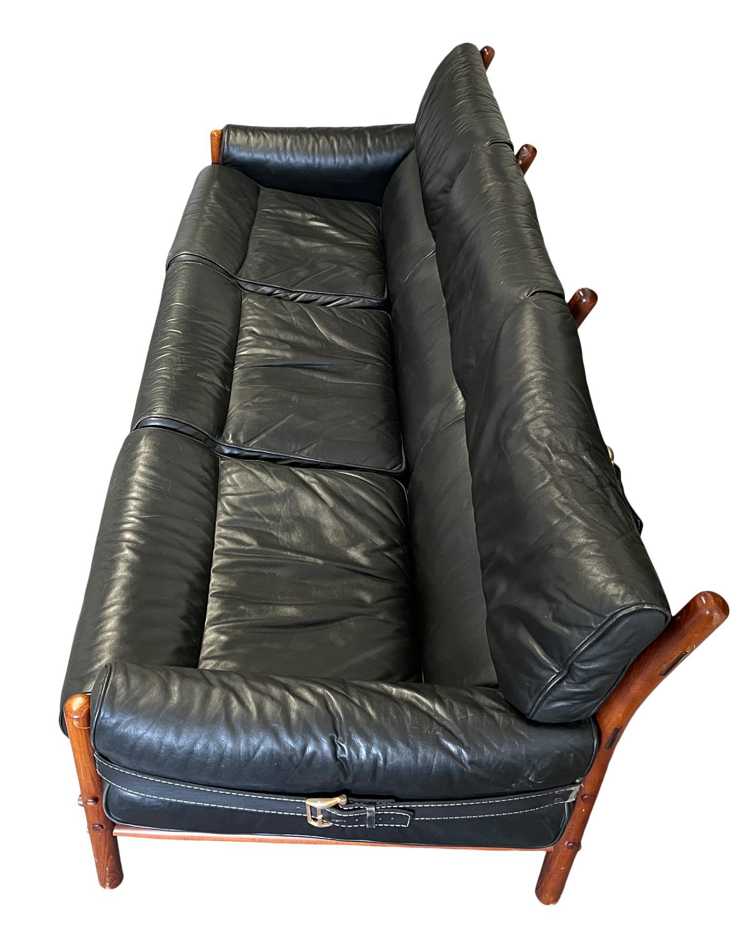 Travail du bois Rare Canapé Norells suédois du milieu du siècle en cuir noir Sling Safari Kontiki en vente